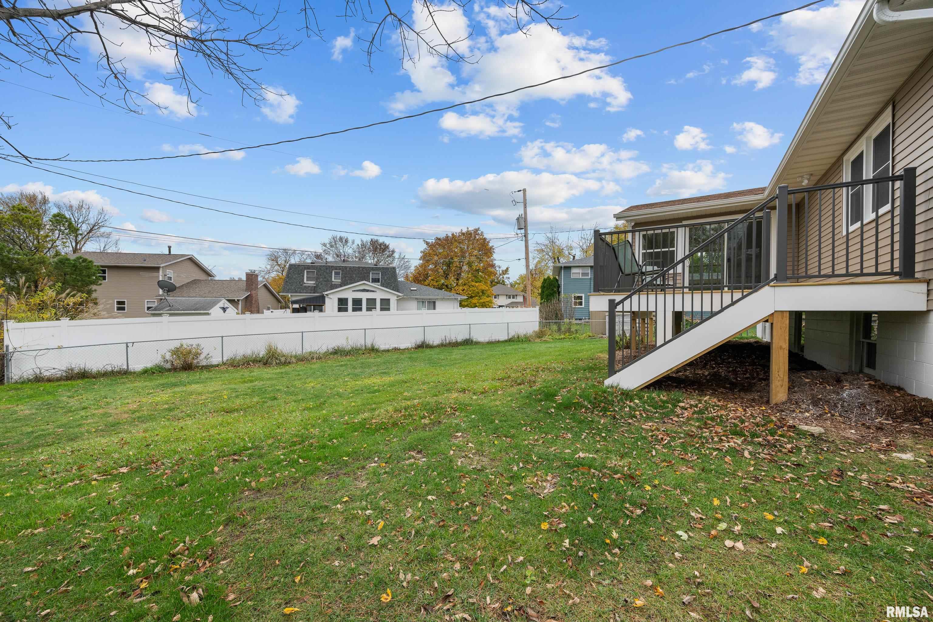 4029 Denniston Court, Bettendorf, Iowa image 8