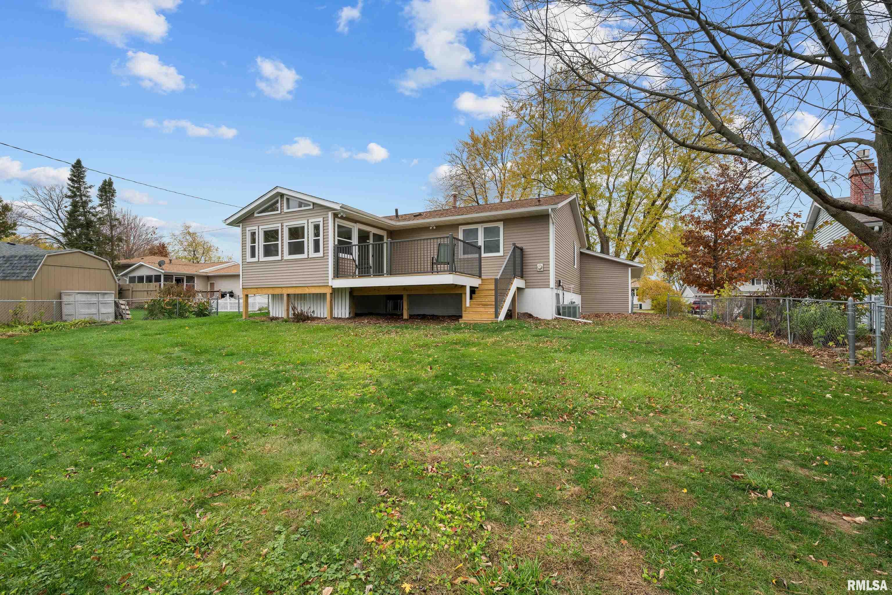 4029 Denniston Court, Bettendorf, Iowa image 9