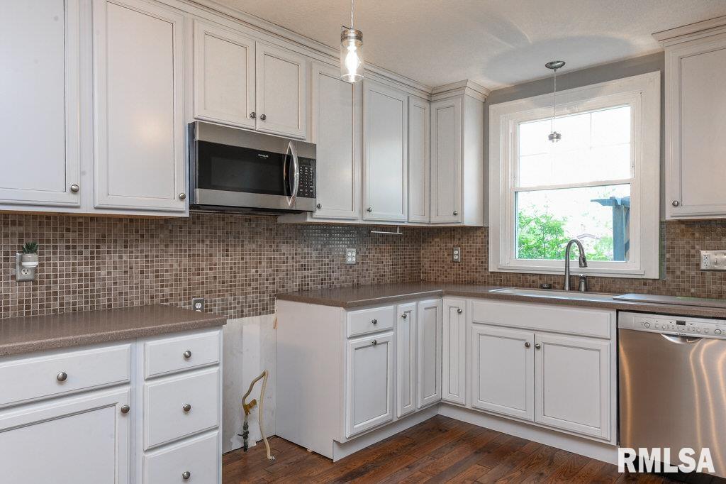 335 South Street, Pekin, Illinois image 22