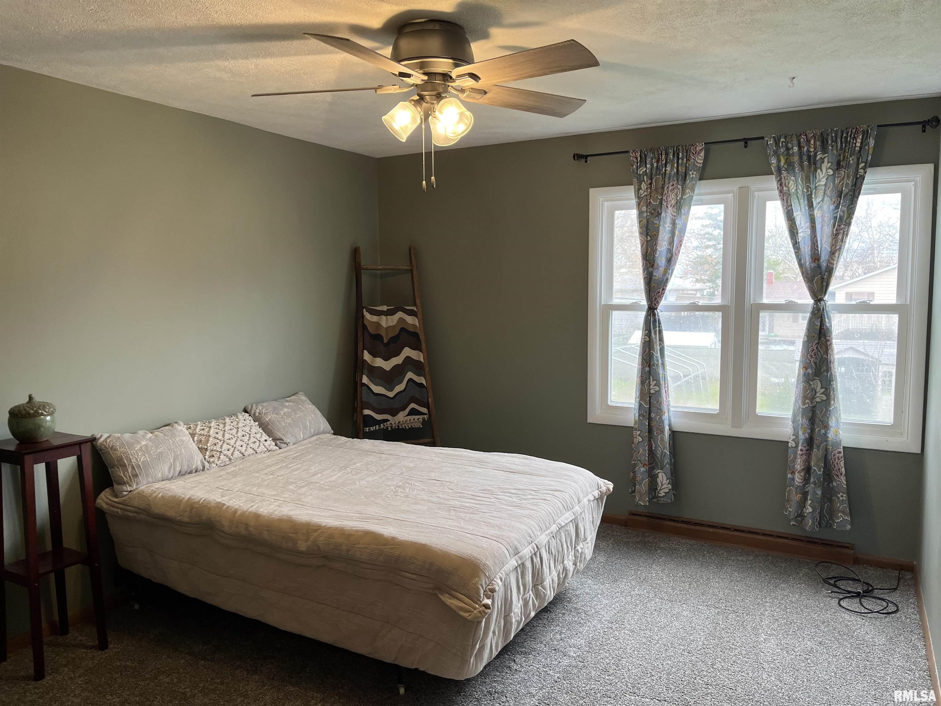 2617 Fillmore Lane, Davenport, Iowa image 31