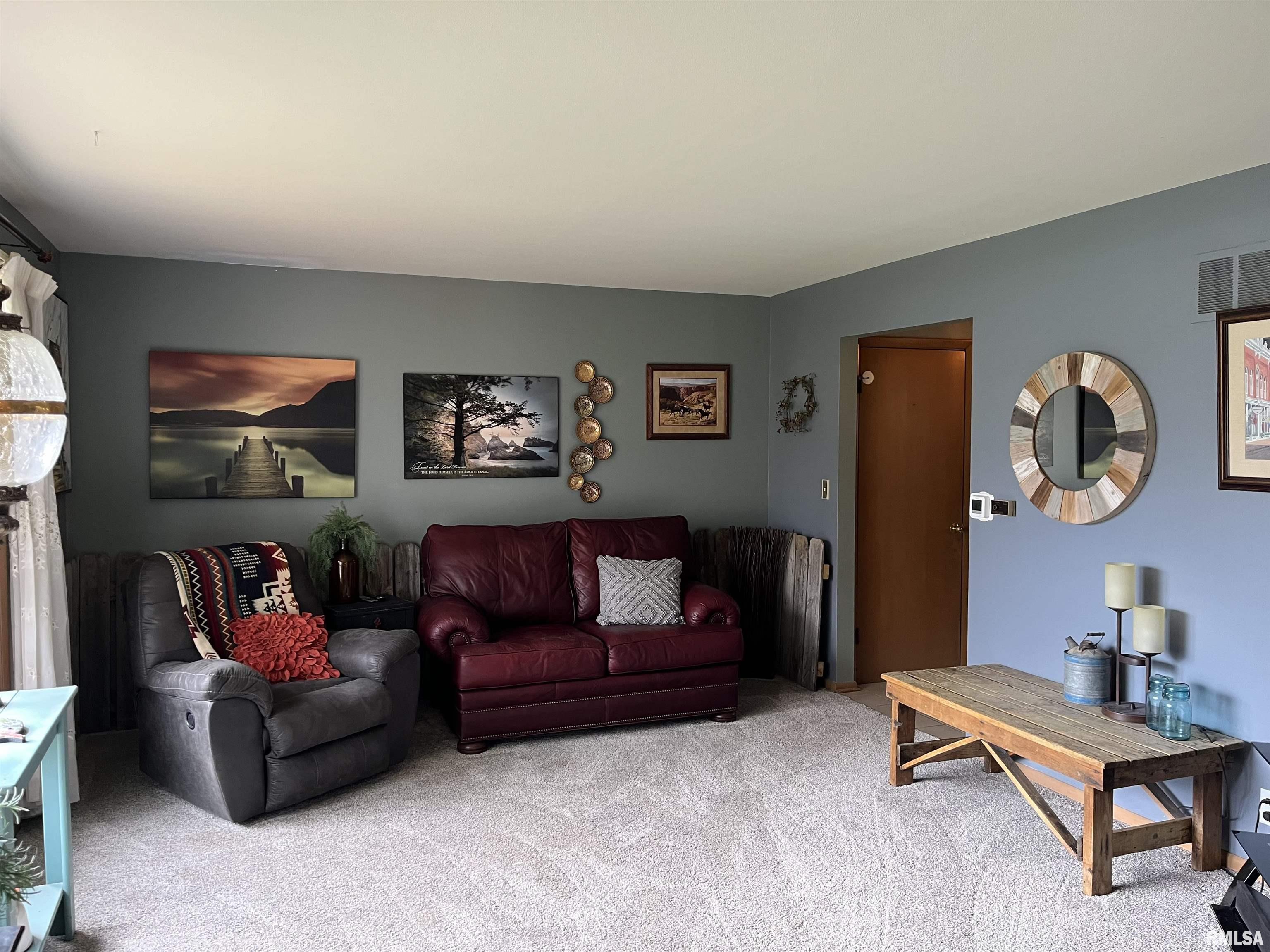 2617 Fillmore Lane, Davenport, Iowa image 8