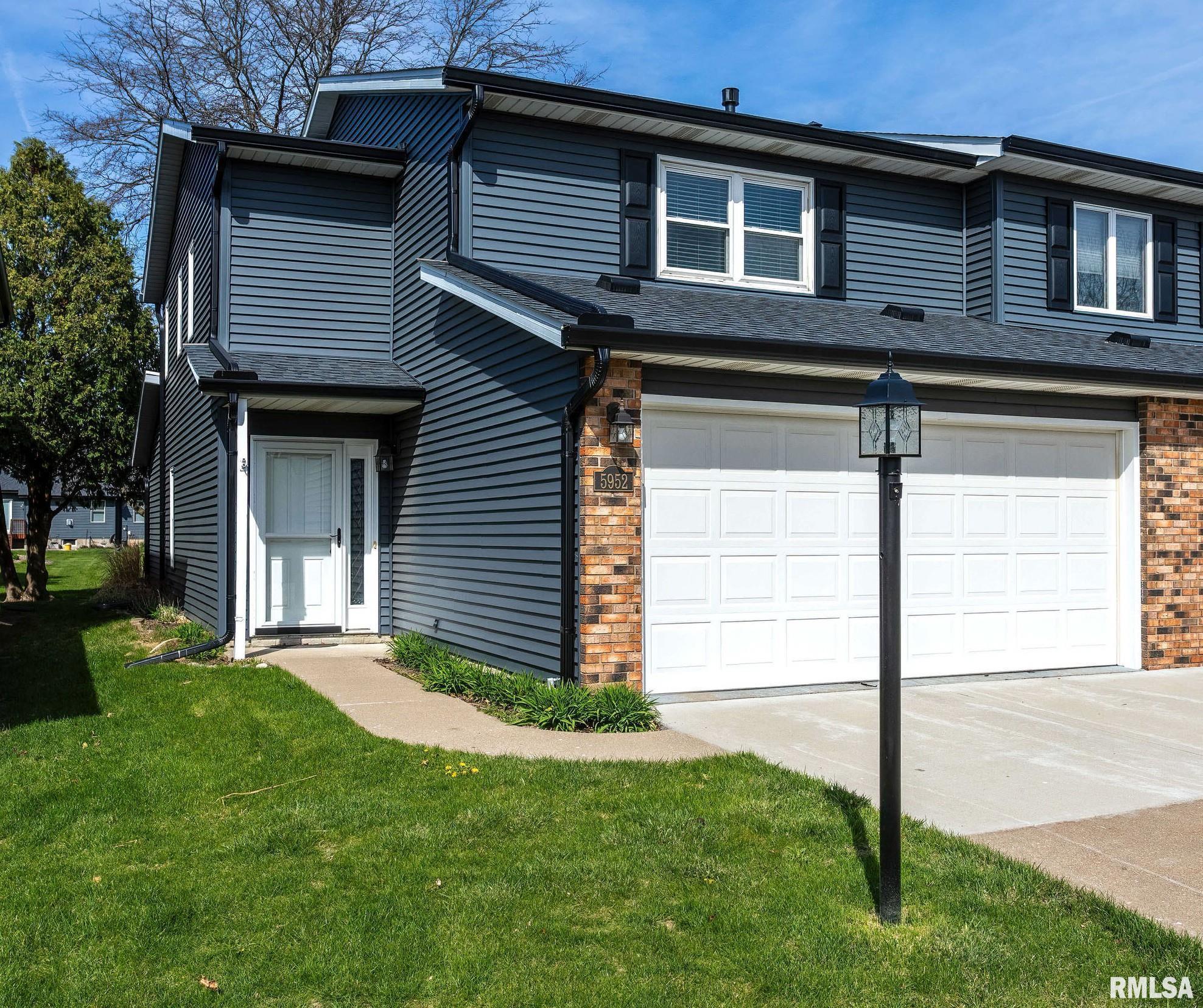 5952 Crow Valley Park Drive, Davenport, Iowa image 2