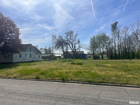 Vacant Land For Sale - 607 N East Street<br/> Morgan County, Jacksonville, IL 62650