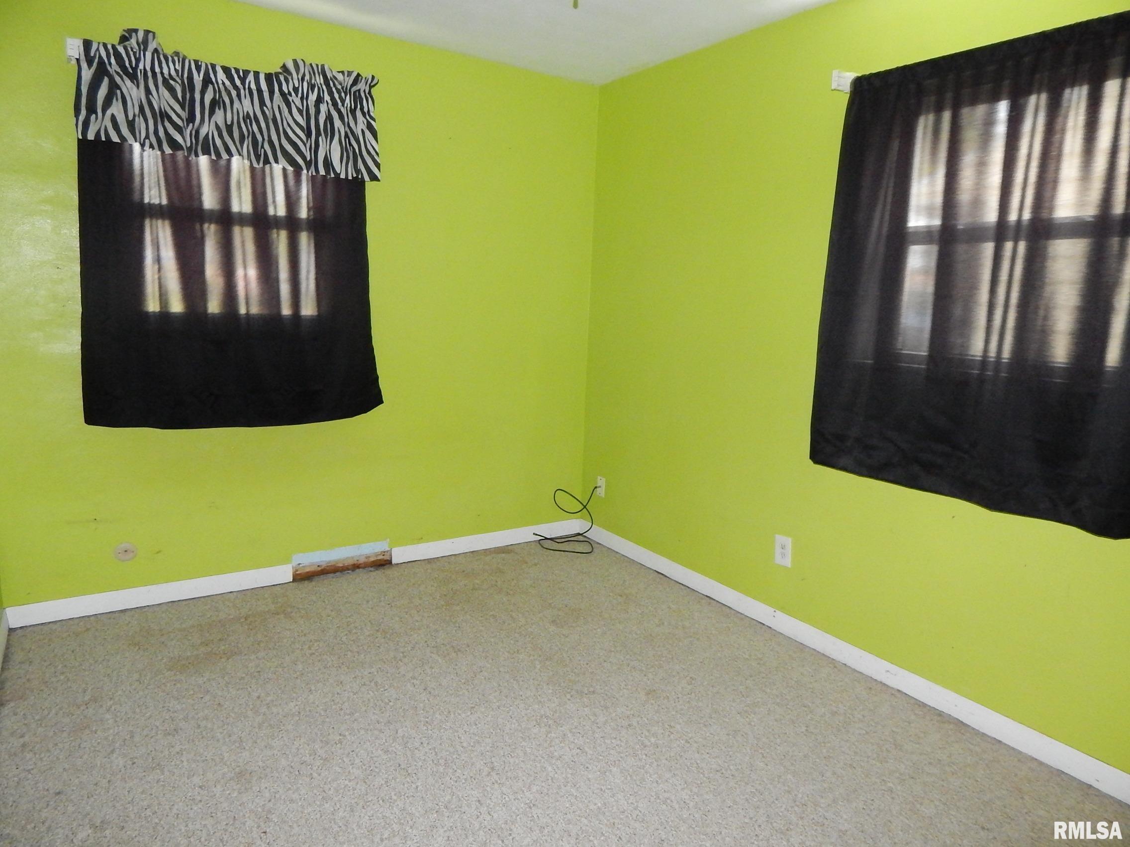2228 N Fairmount Street, Davenport, Iowa image 11