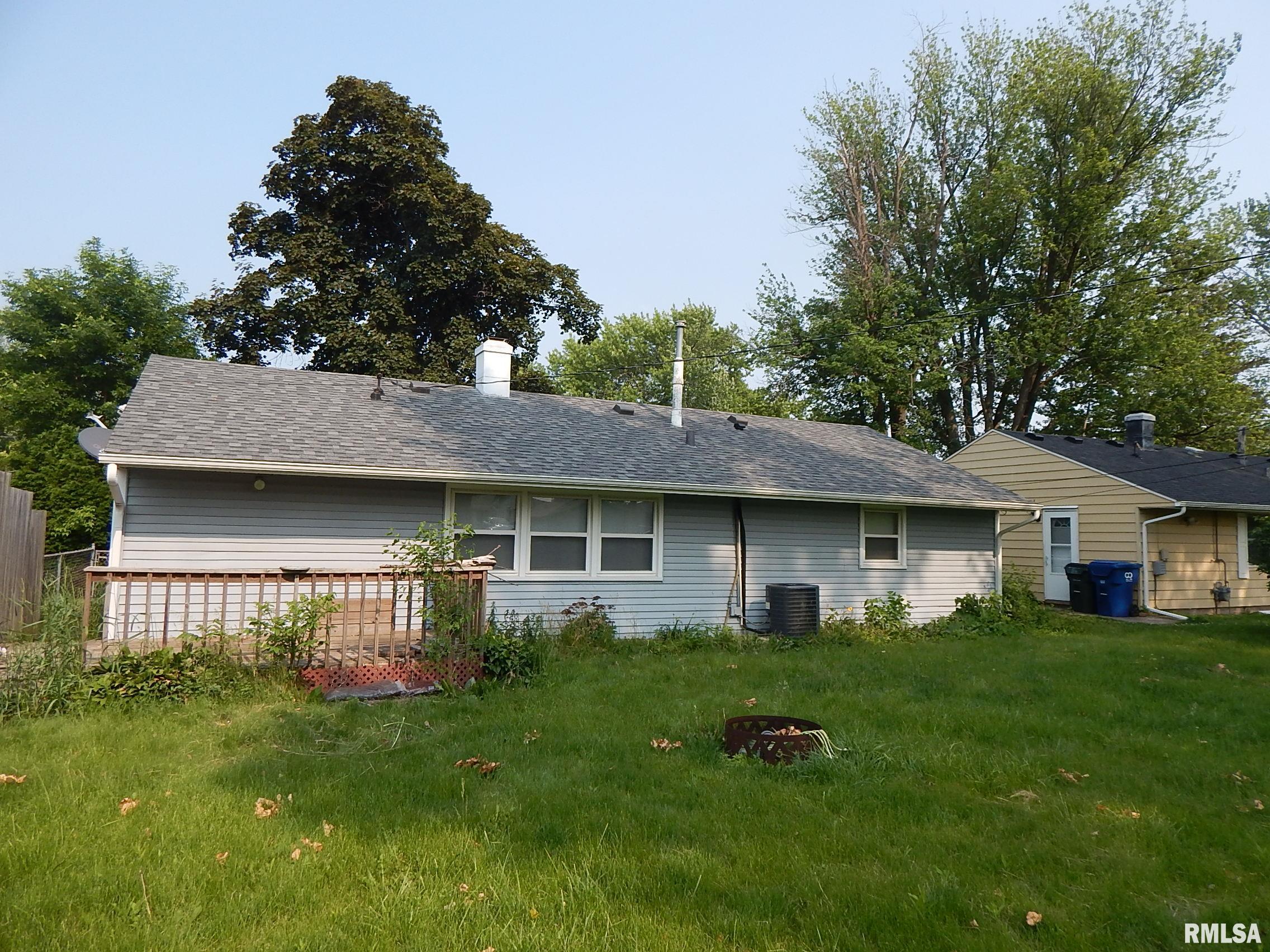 2228 N Fairmount Street, Davenport, Iowa image 2