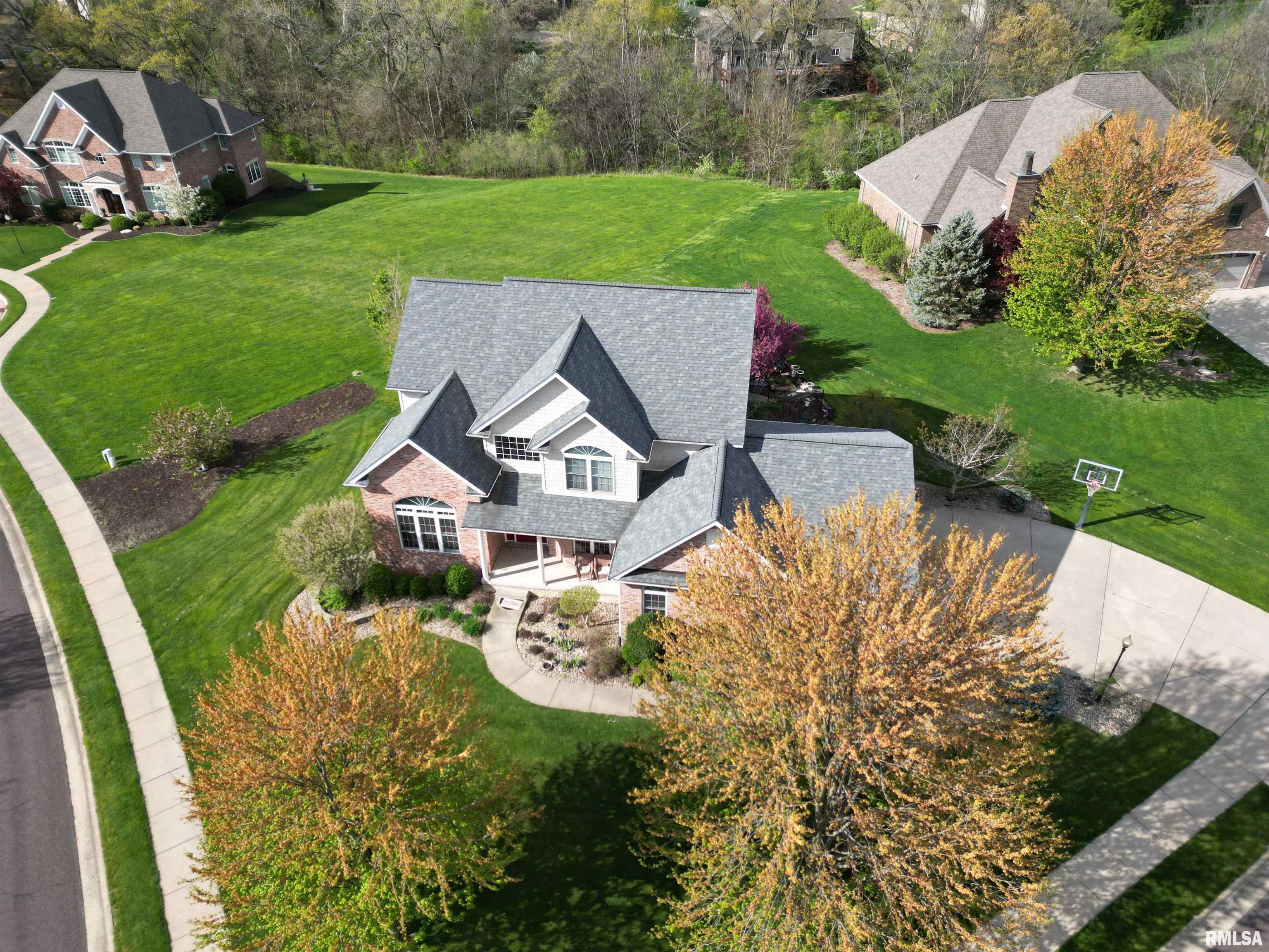 5804 W Chadworth Court, Peoria, Illinois image 4