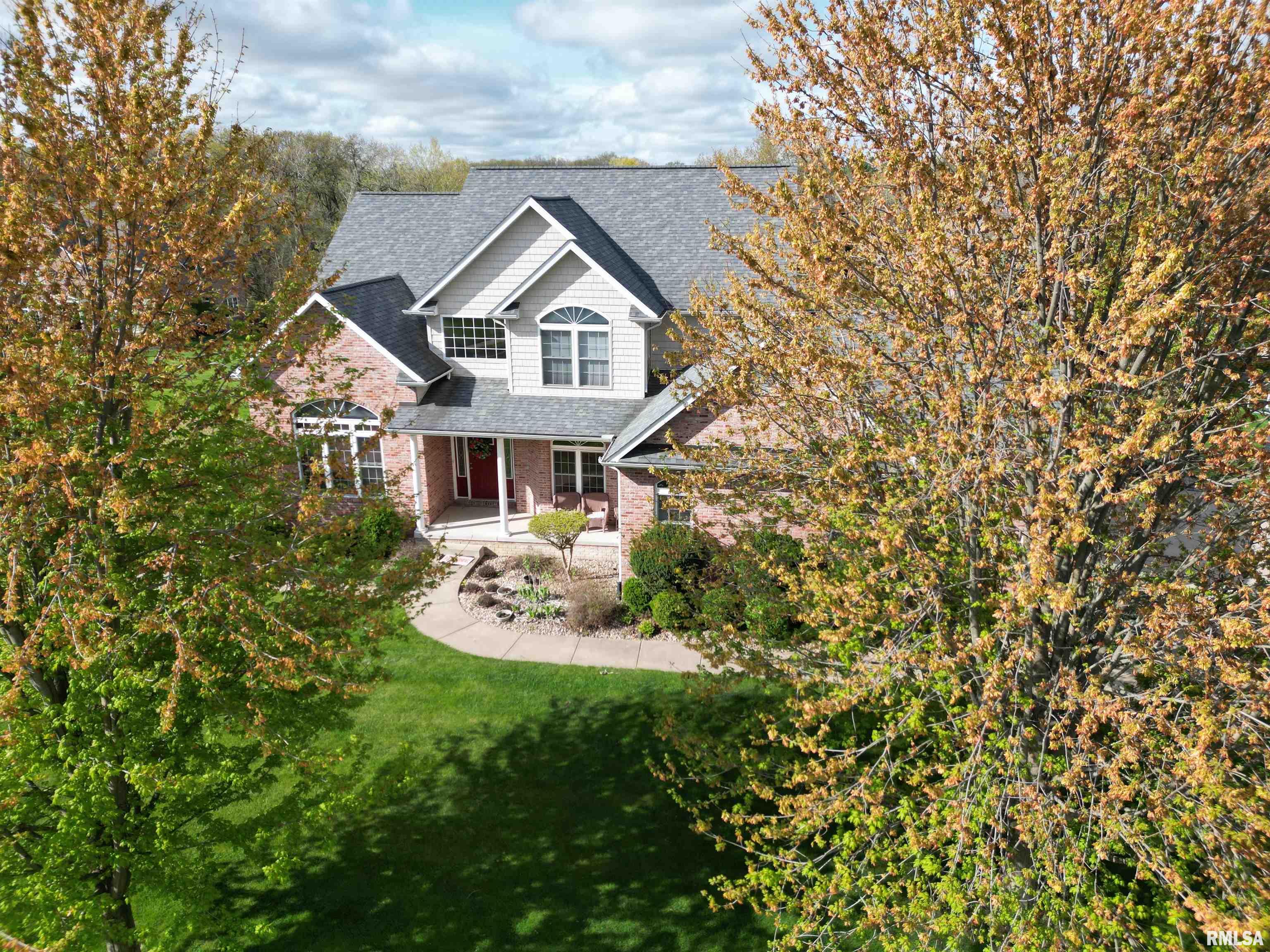 5804 W Chadworth Court, Peoria, Illinois image 2