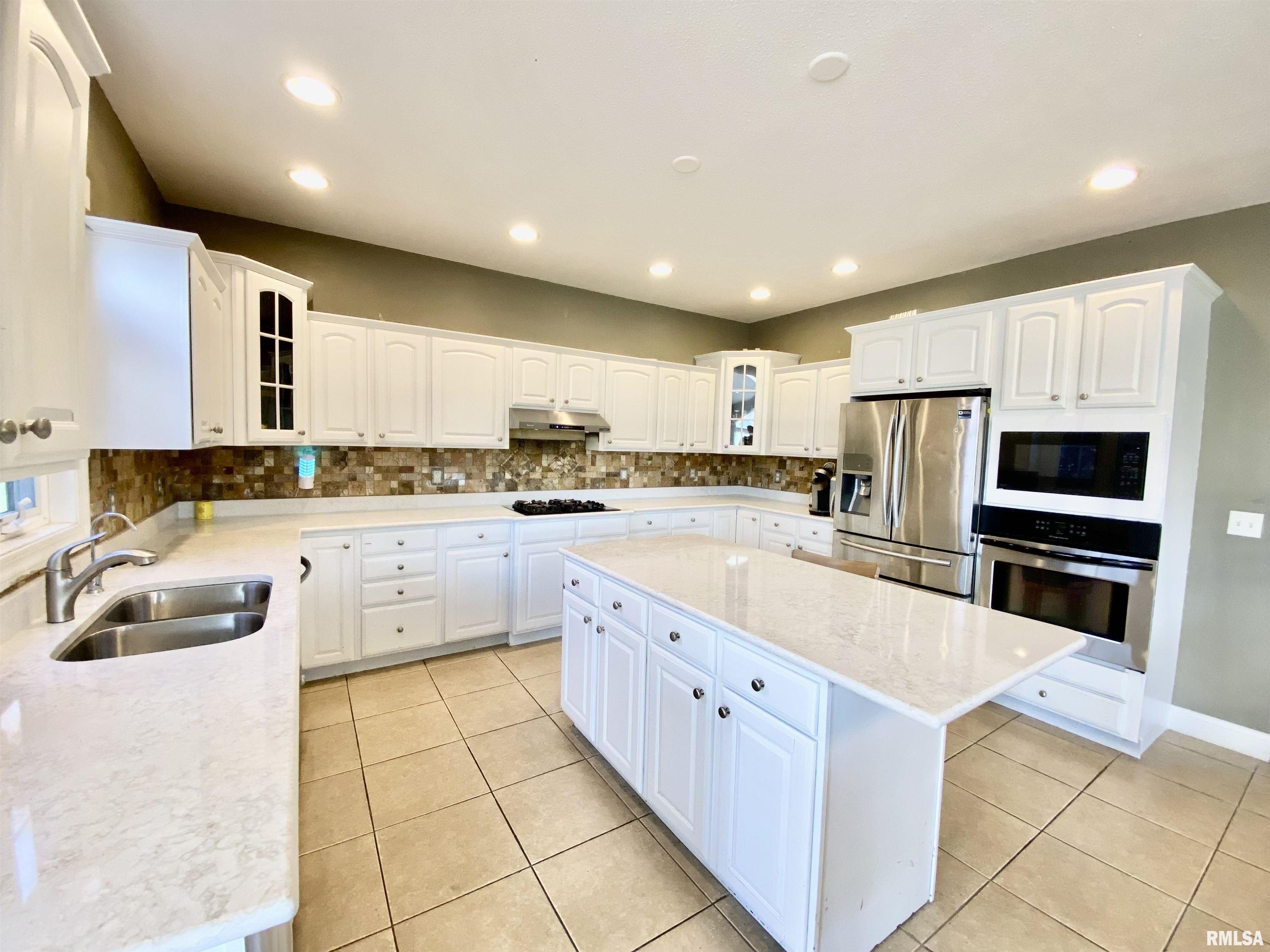 5804 W Chadworth Court, Peoria, Illinois image 25