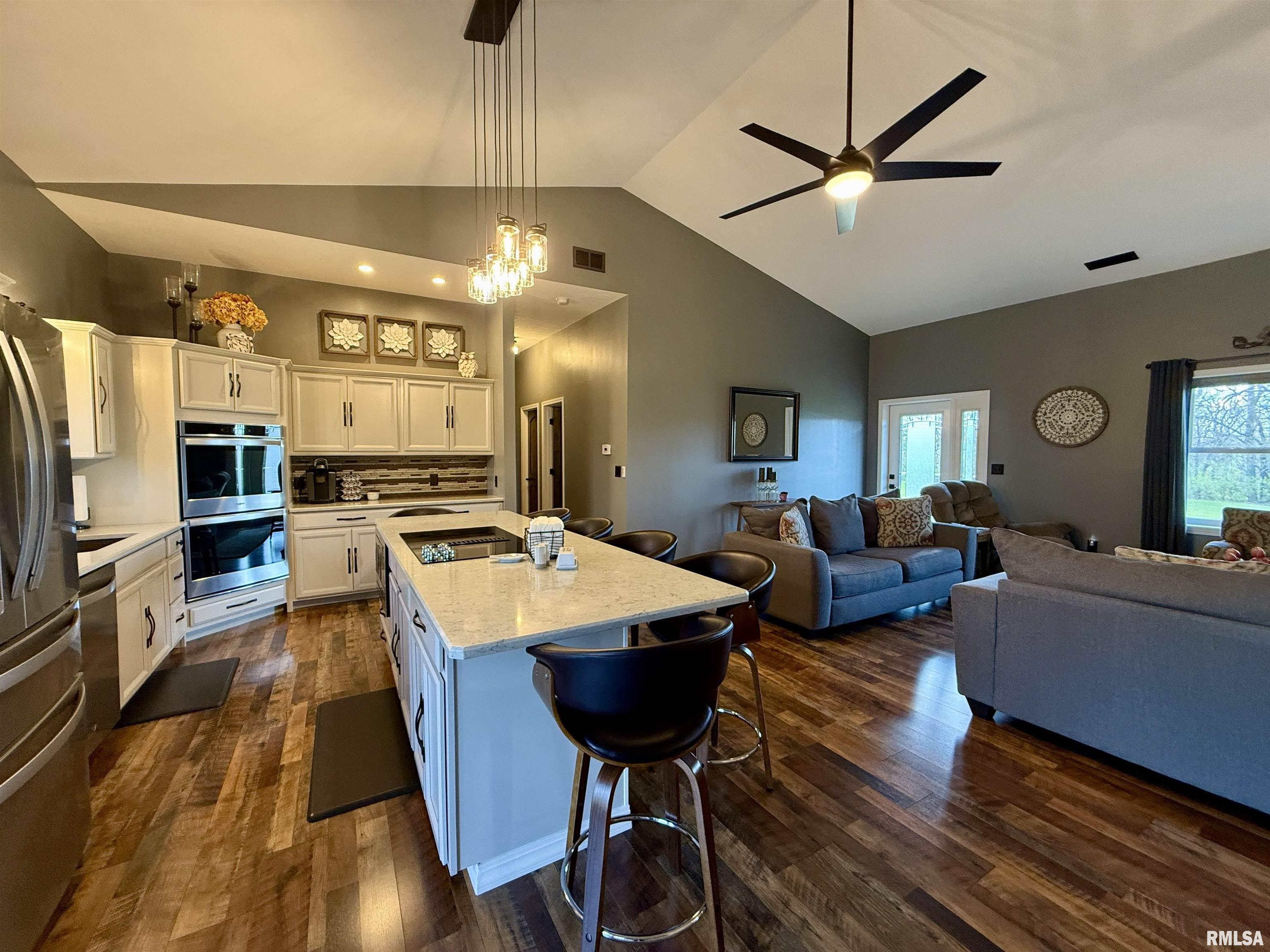 1230 Steakhouse Road, Knoxville, Illinois image 9
