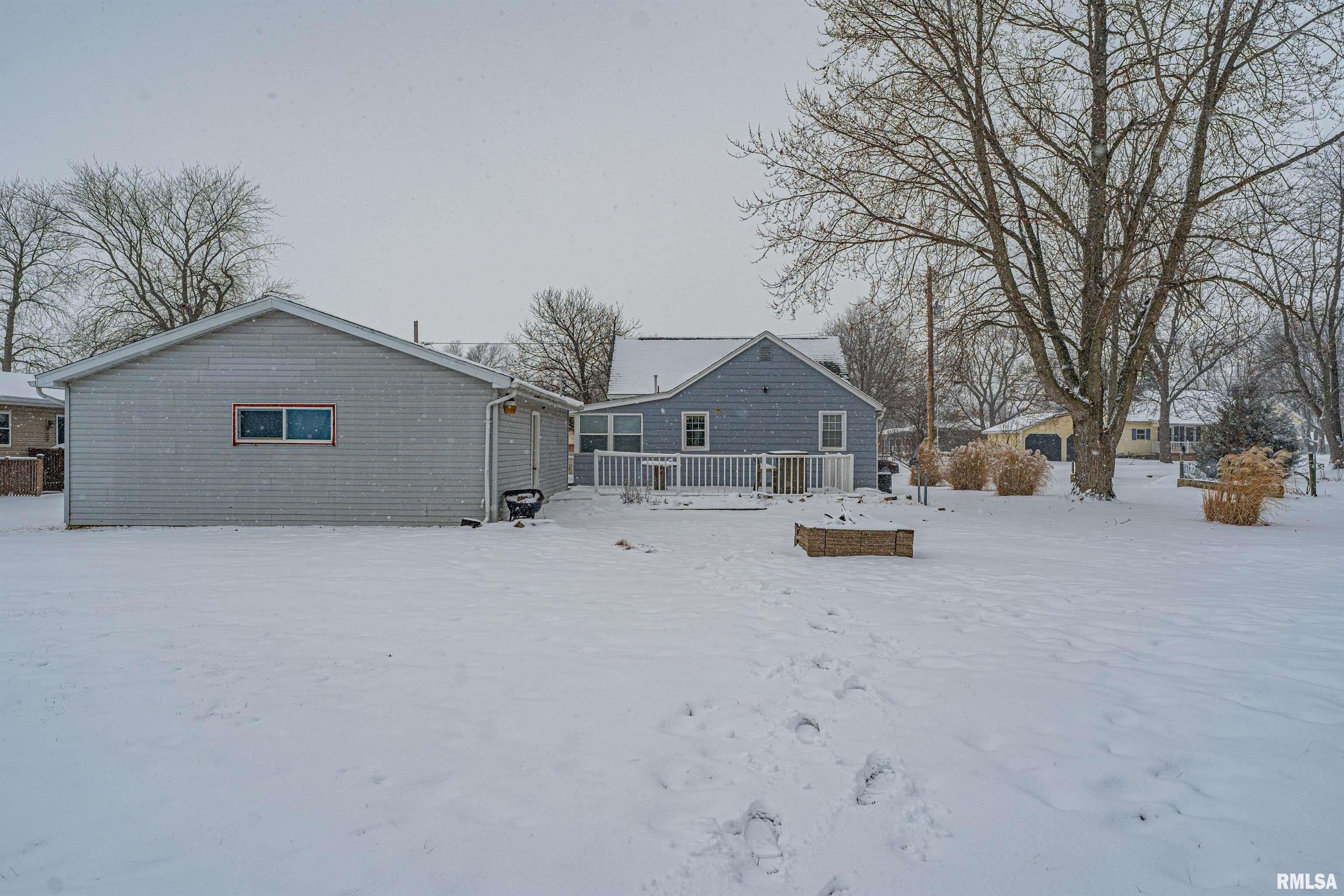 1004 S Elm Street, Delavan, Illinois image 17