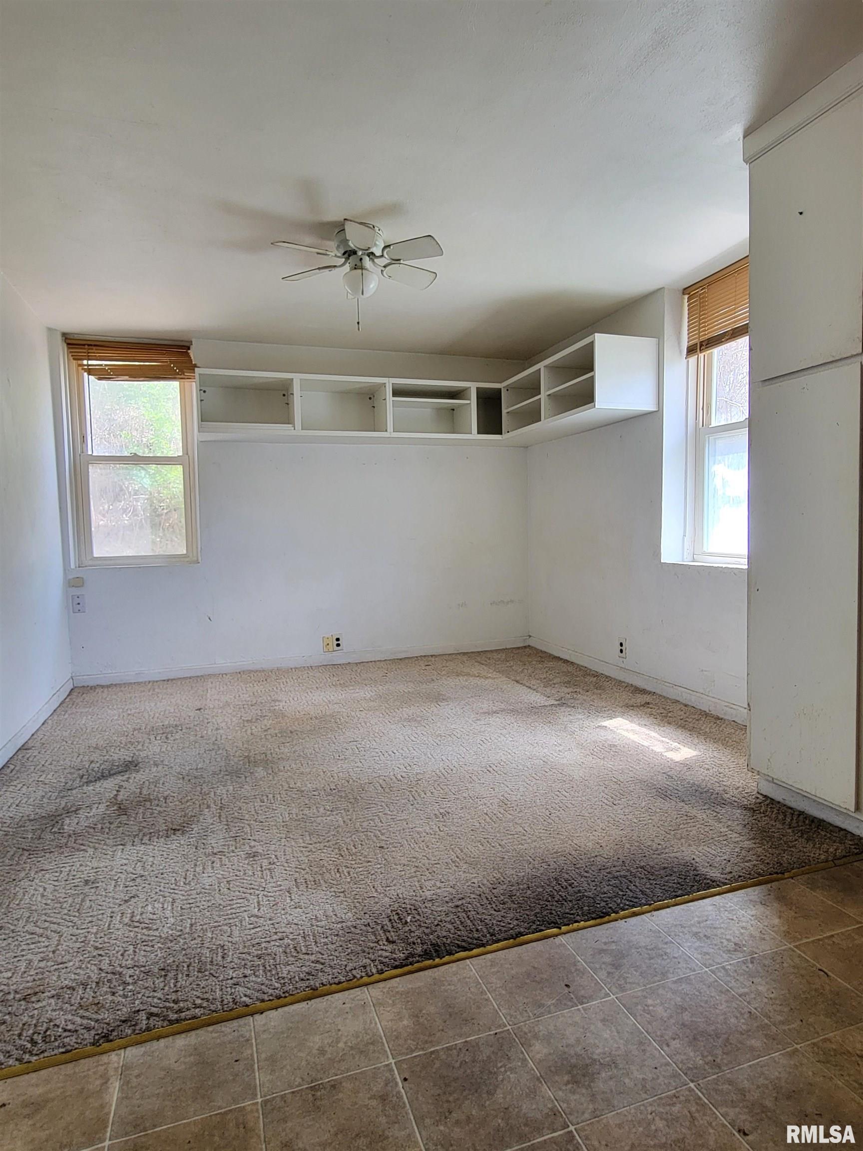 714 Monge Avenue, Pekin, Illinois image 29