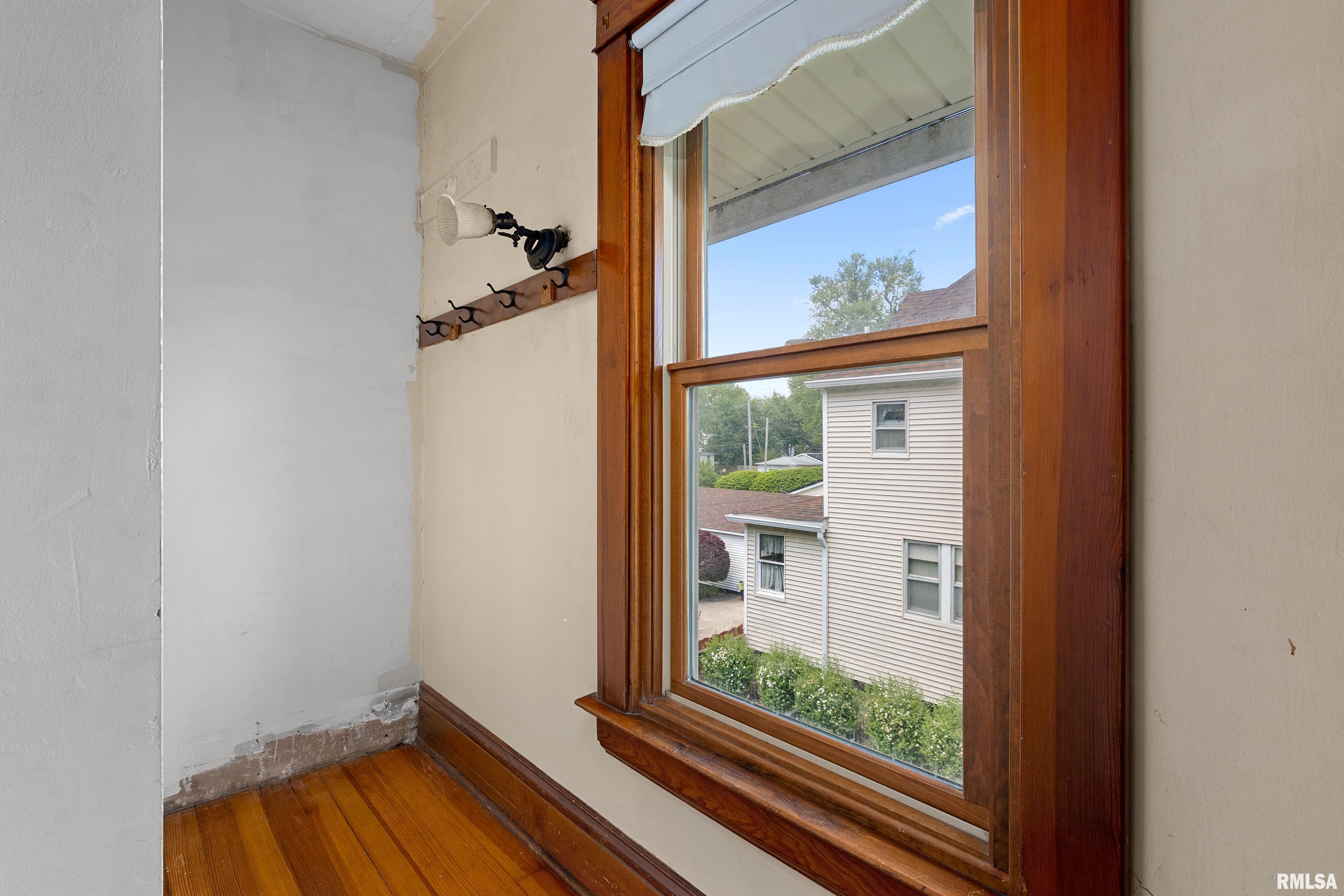 846 N Cherry Street, Galesburg, Illinois image 29