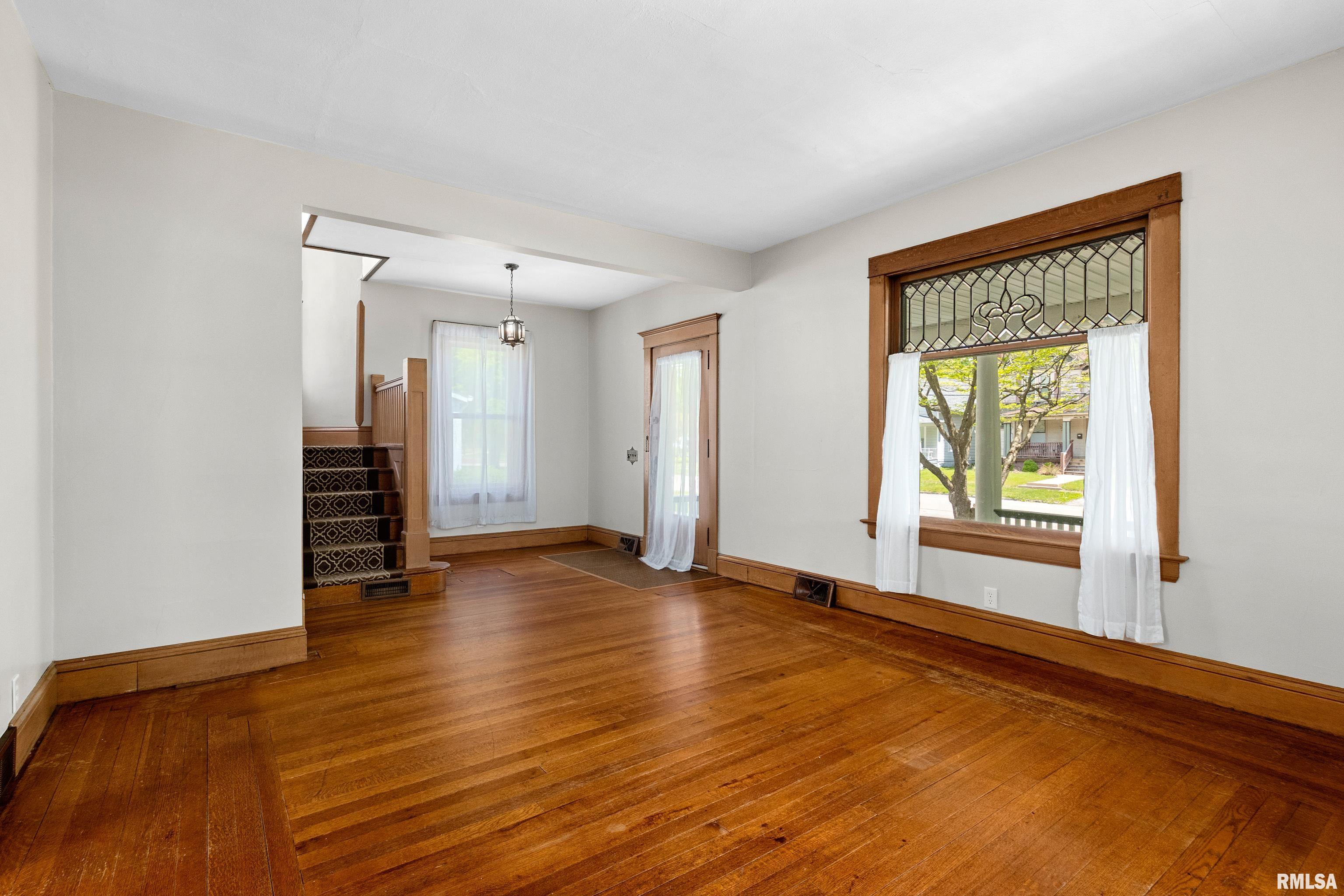 846 N Cherry Street, Galesburg, Illinois image 10