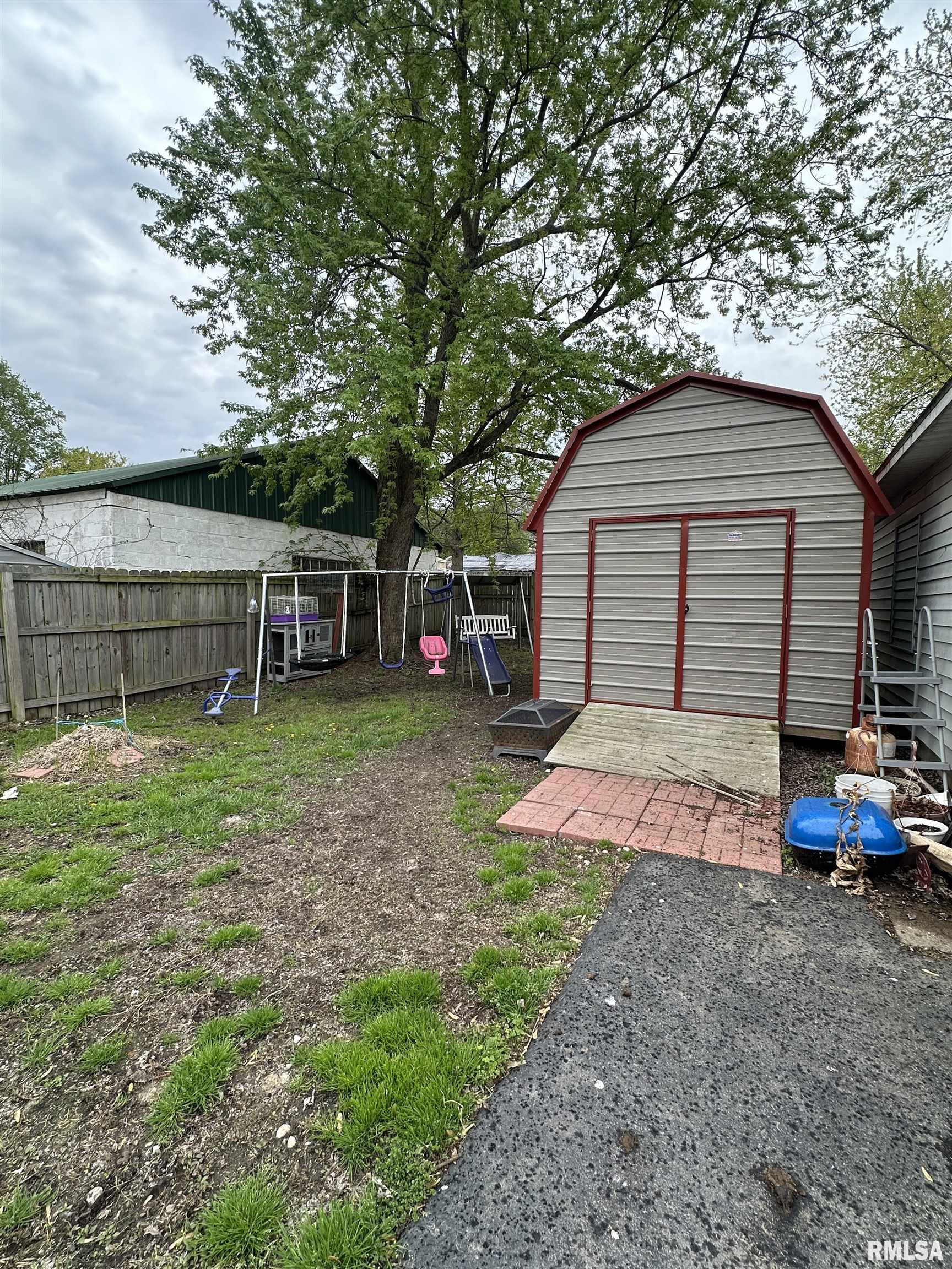812 W Lindell Street, West Frankfort, Illinois image 15