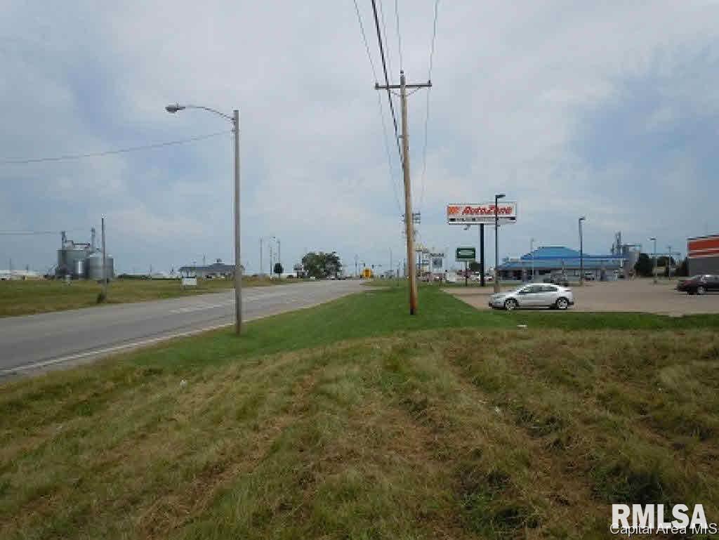 State Highway 17 Highway, Aledo, Illinois image 5