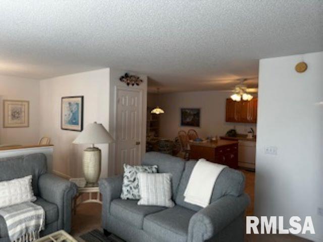 4907 Lakeview Drive, Quincy, Illinois image 7