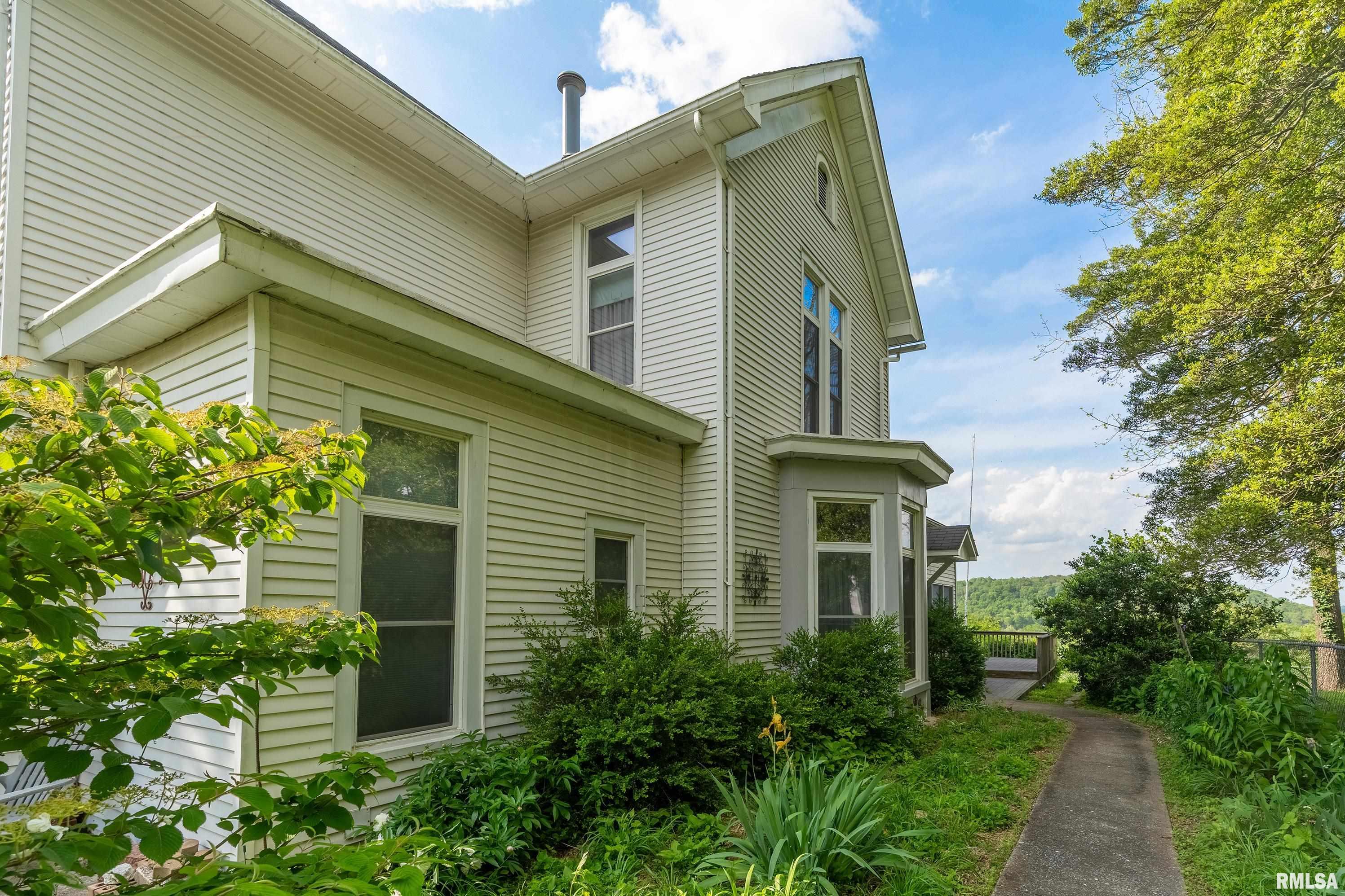 213 E Chatham Street, Golconda, Illinois image 44