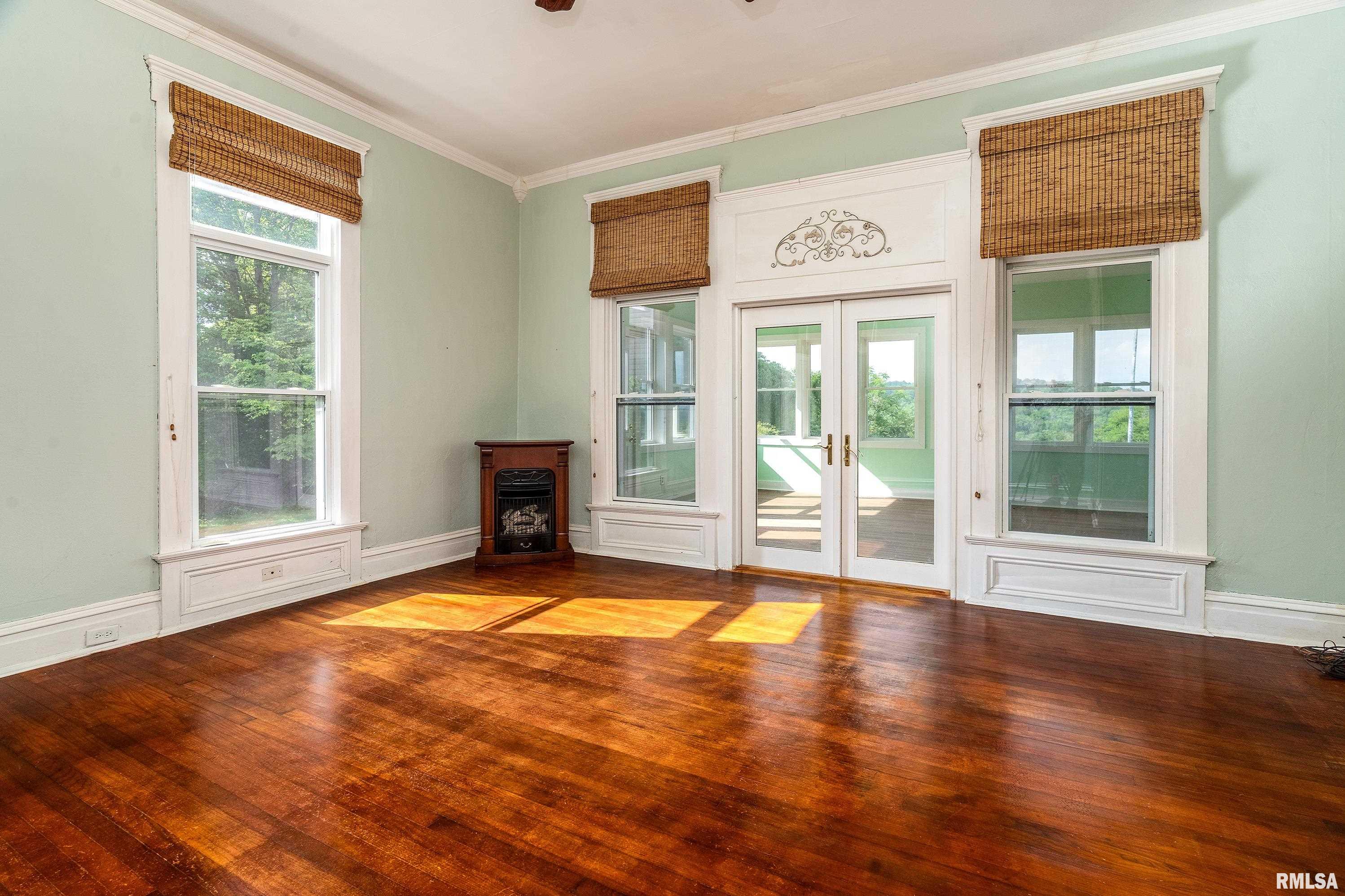 213 E Chatham Street, Golconda, Illinois image 16