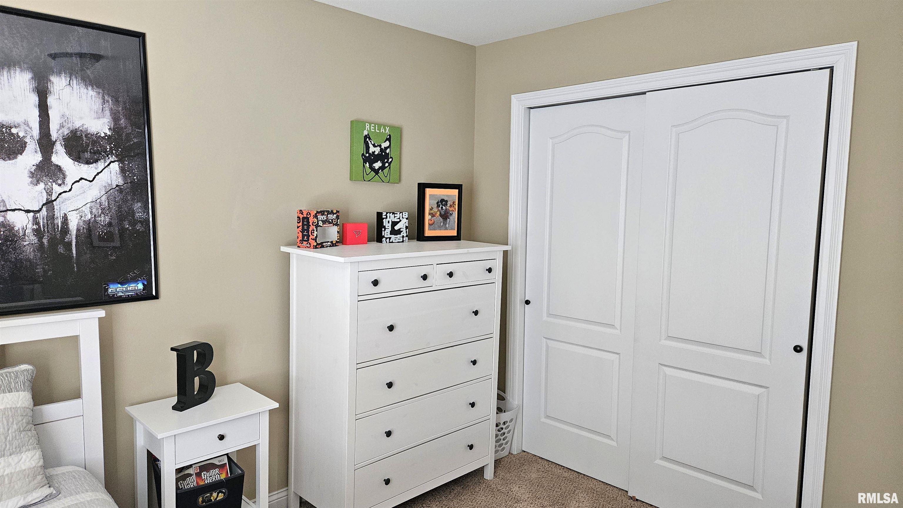 122 E Cypress Road, Canton, Illinois image 33