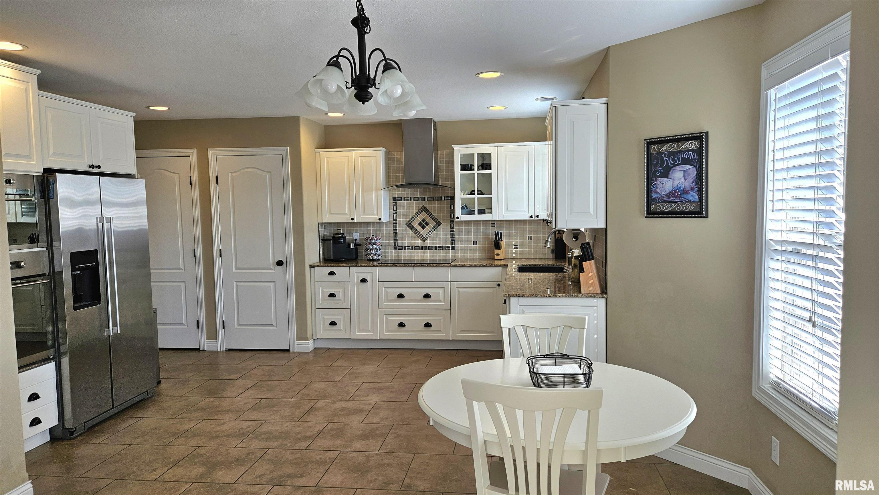 122 E Cypress Road, Canton, Illinois image 10