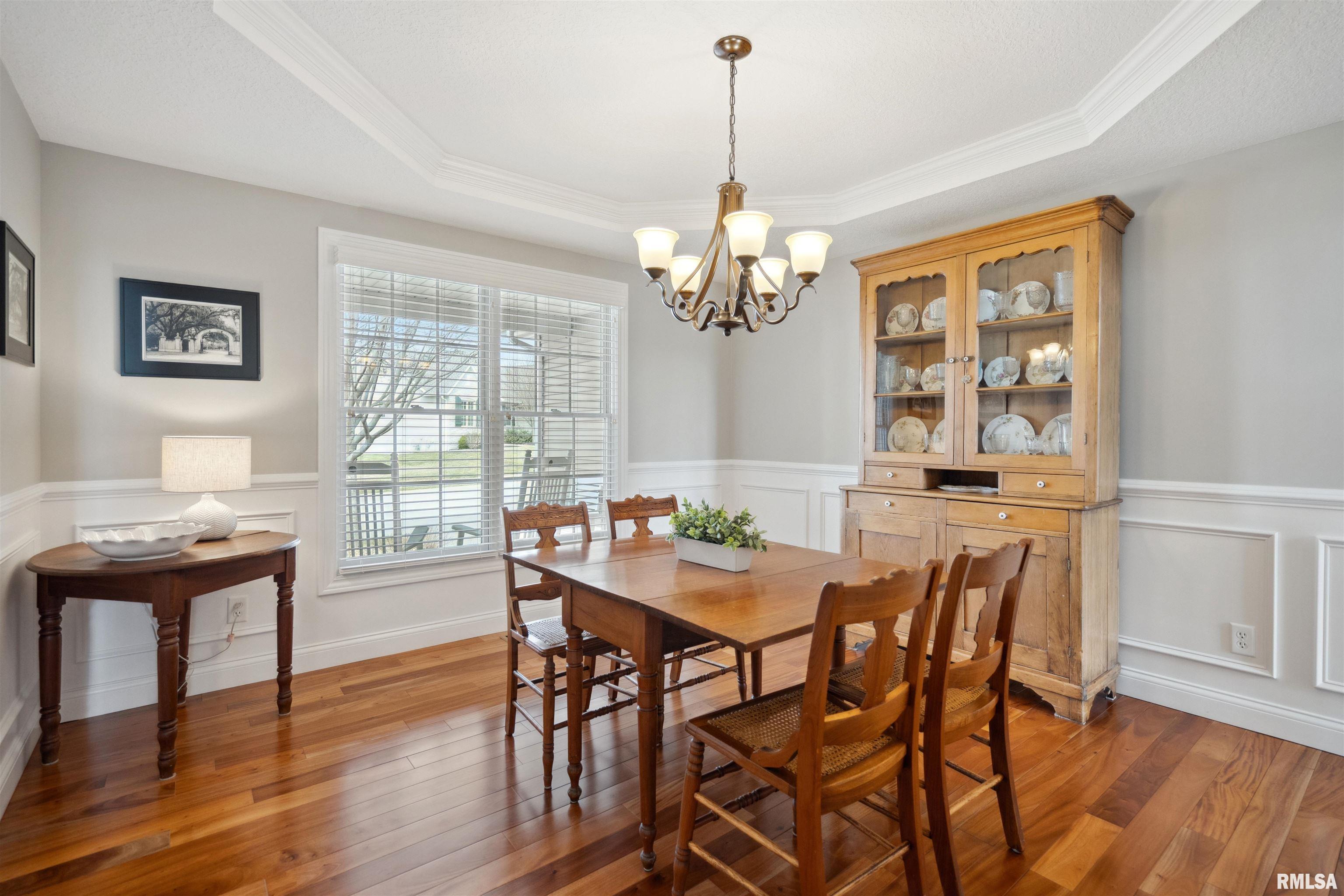 6631 Summerfield Drive, Bettendorf, Iowa image 15