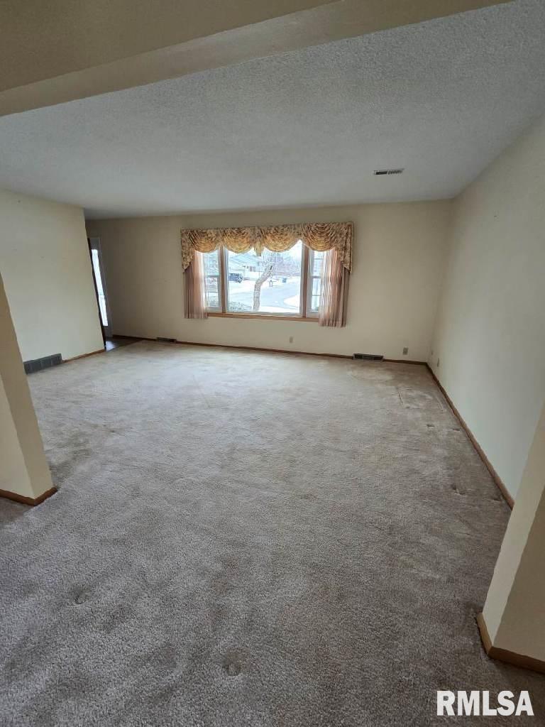 3122 Eclipse Street, Clinton, Iowa image 20
