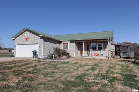 Homes For Sale - 2882 E 1100th Street<br/> Adams County, Loraine, IL 62349