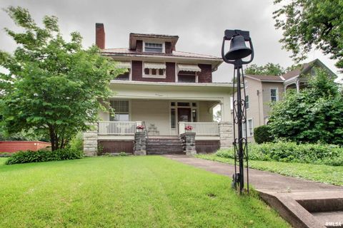 Homes For Sale - 215 S 16th Street<br/> Quincy, IL 62301