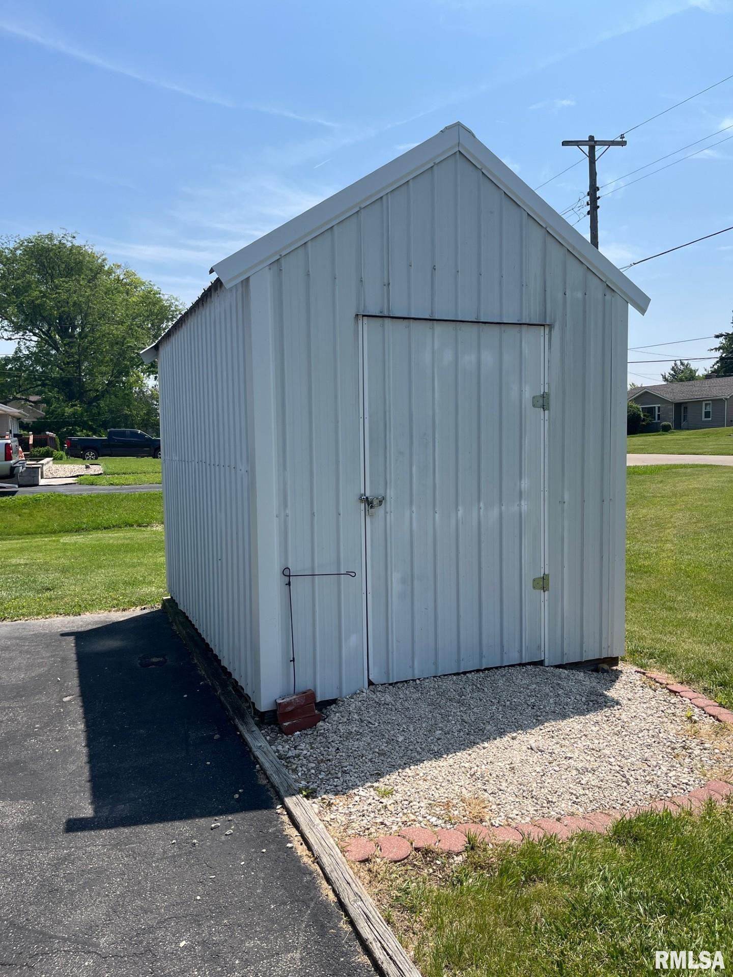 246 Willard Street, Kewanee, Illinois image 6