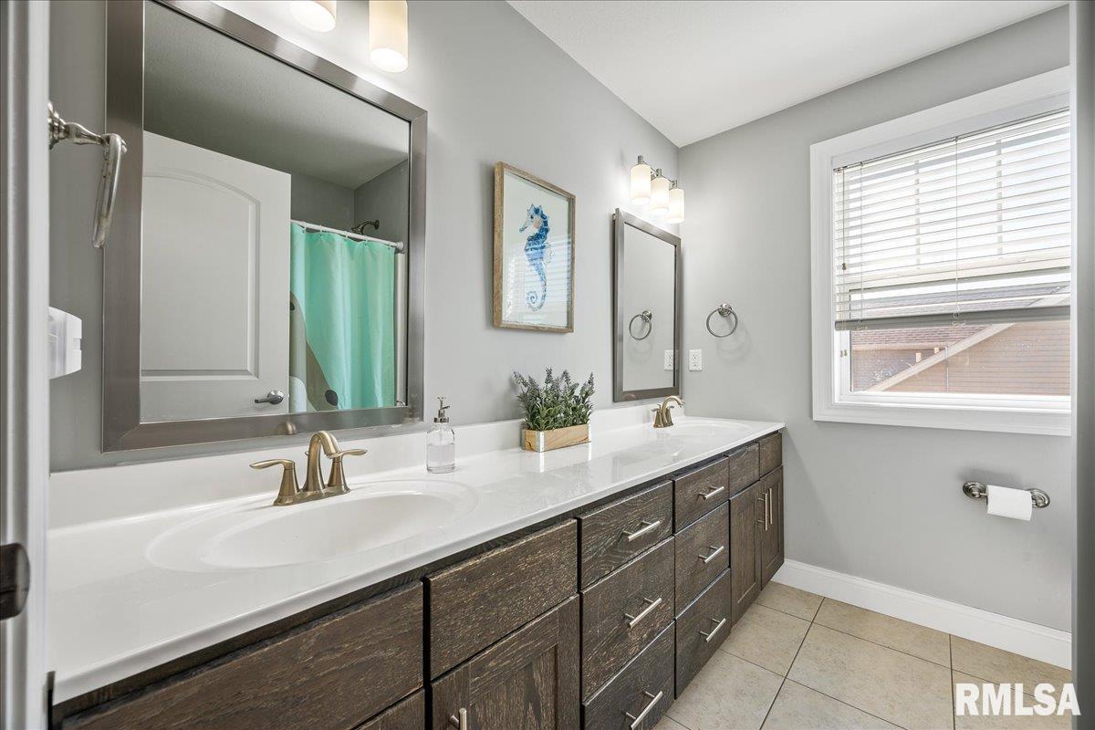 2710 W Quartz Street, Dunlap, Illinois image 36