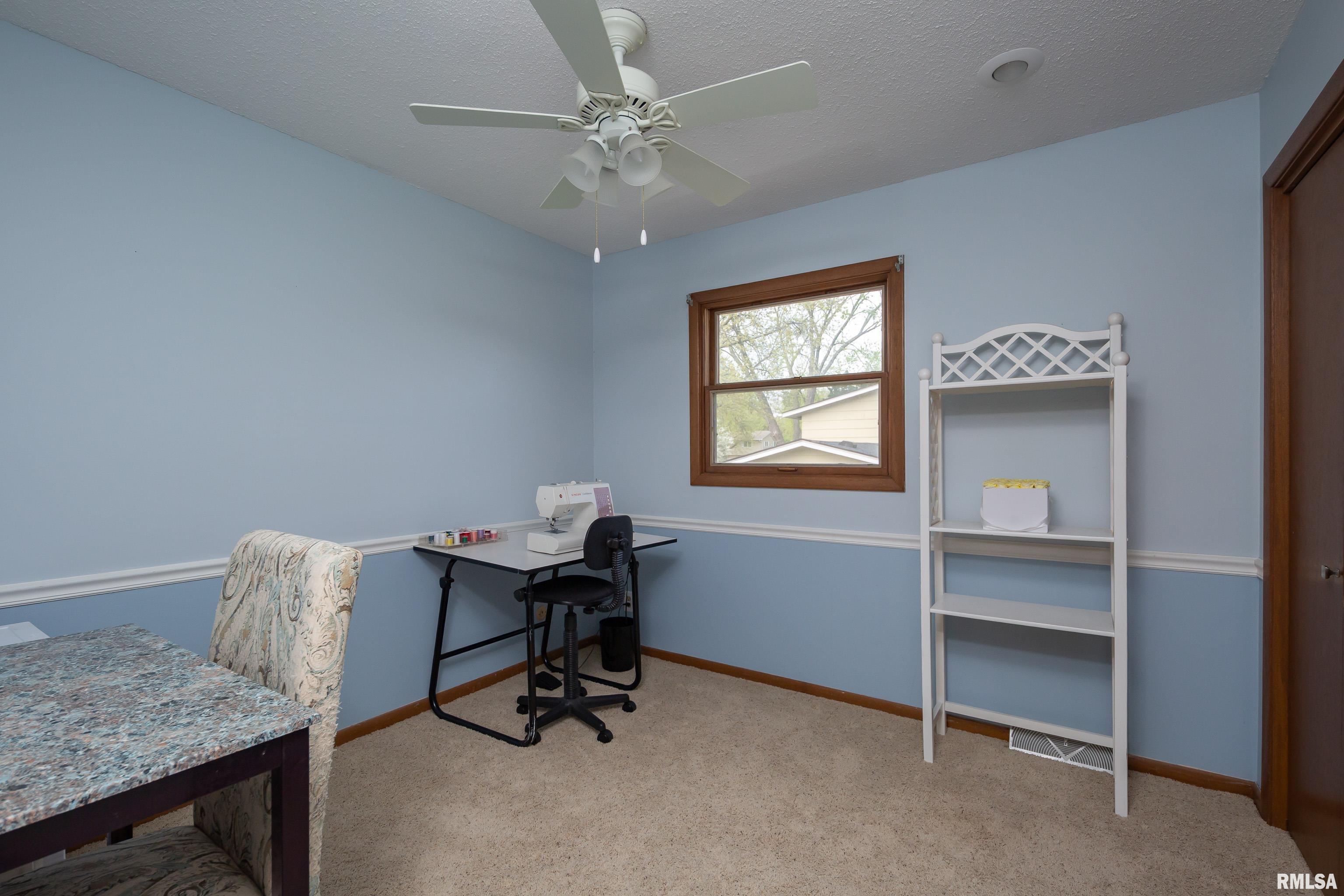 2828 Jersey Ridge Road, Davenport, Iowa image 29