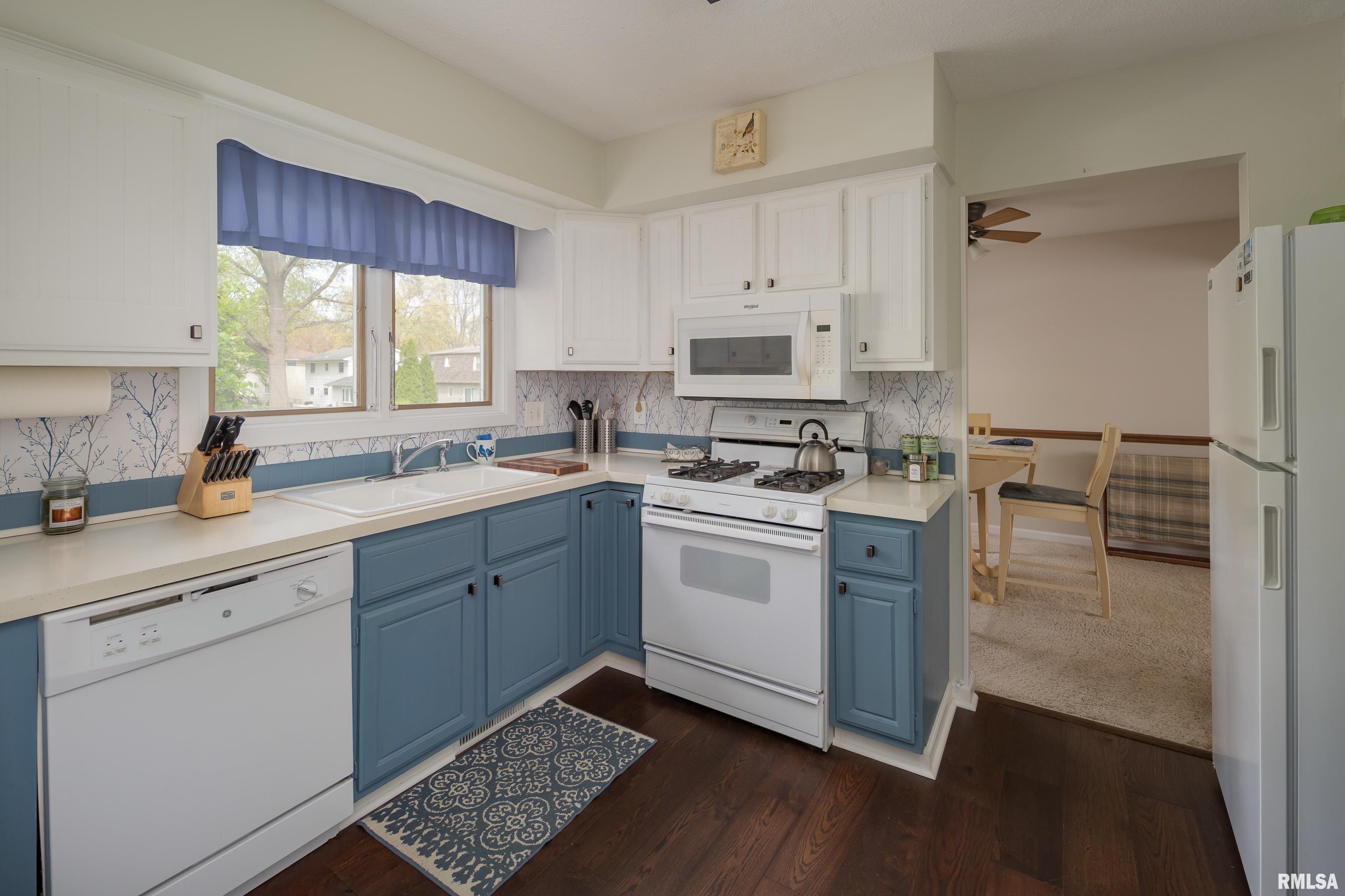 2828 Jersey Ridge Road, Davenport, Iowa image 12
