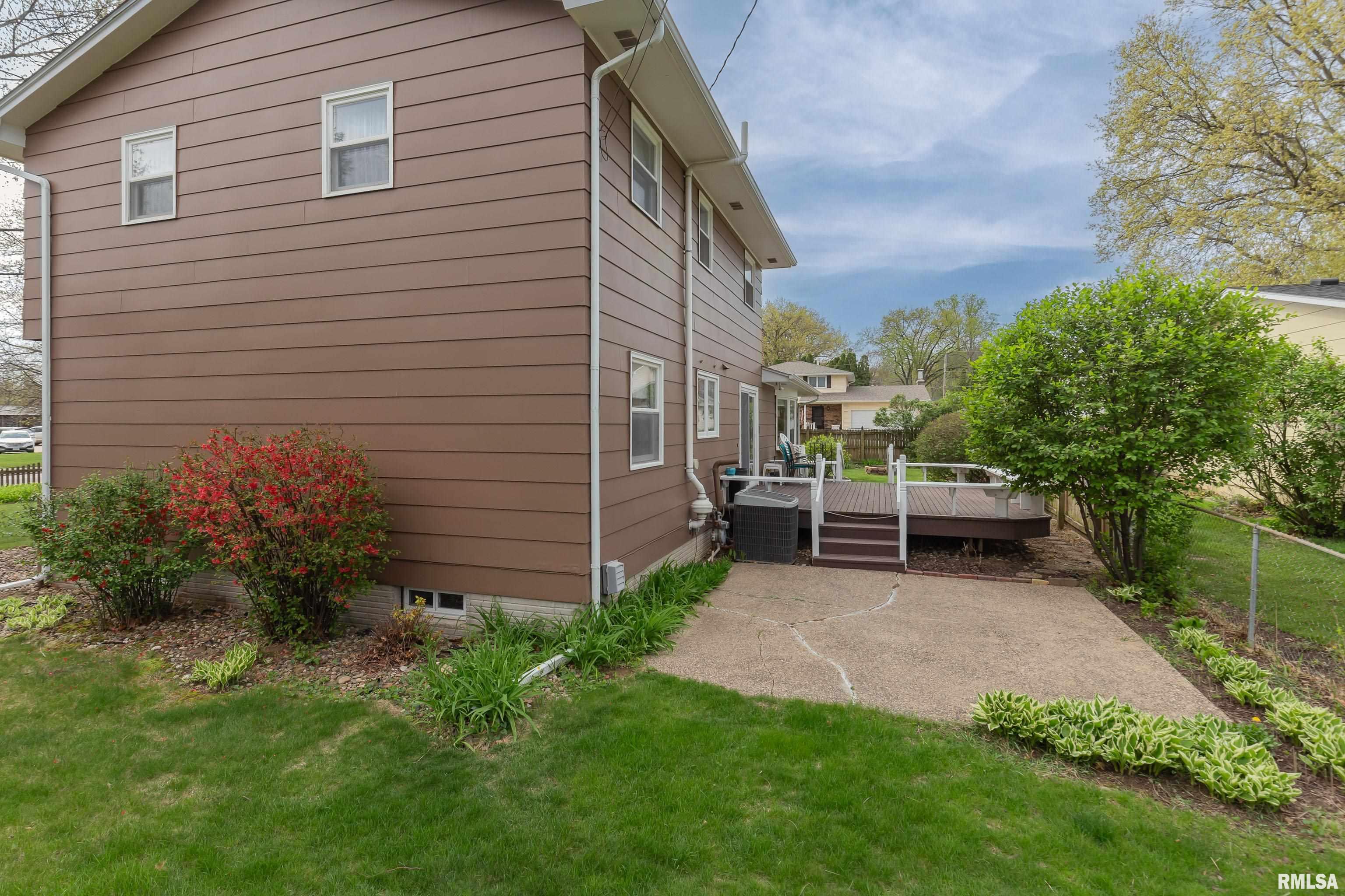 2828 Jersey Ridge Road, Davenport, Iowa image 2