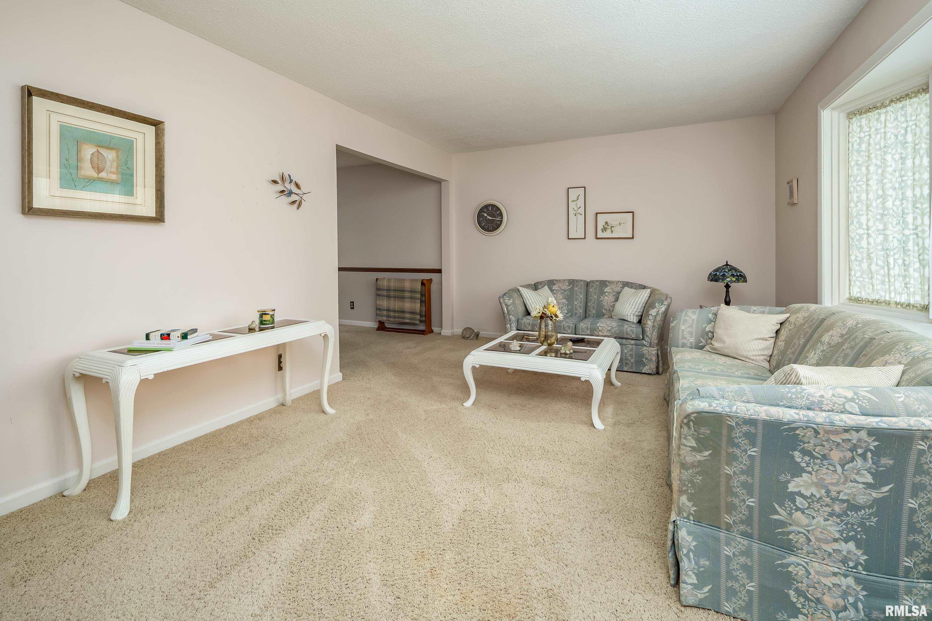 2828 Jersey Ridge Road, Davenport, Iowa image 8