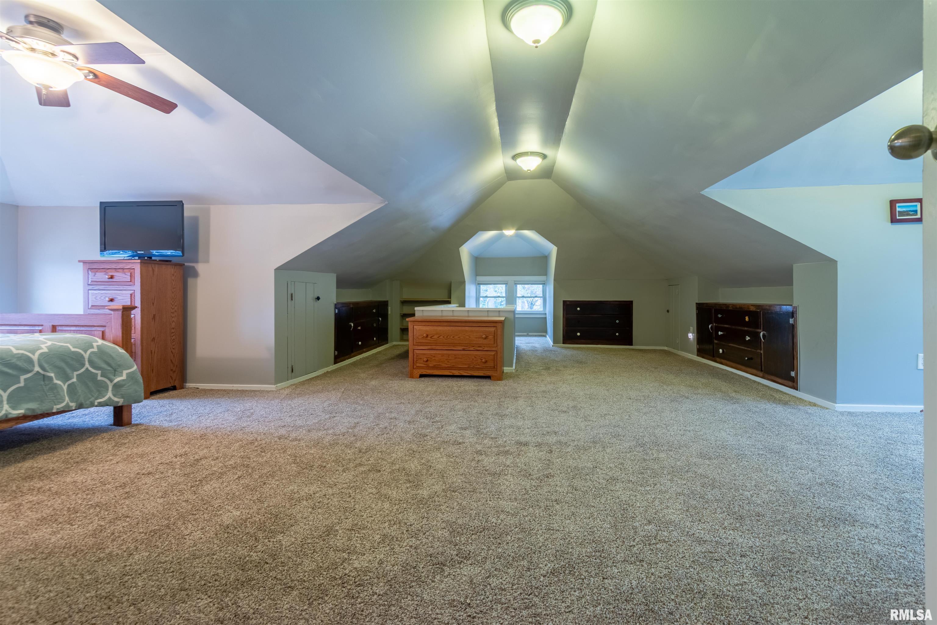 2671 Main Street, Davenport, Iowa image 15