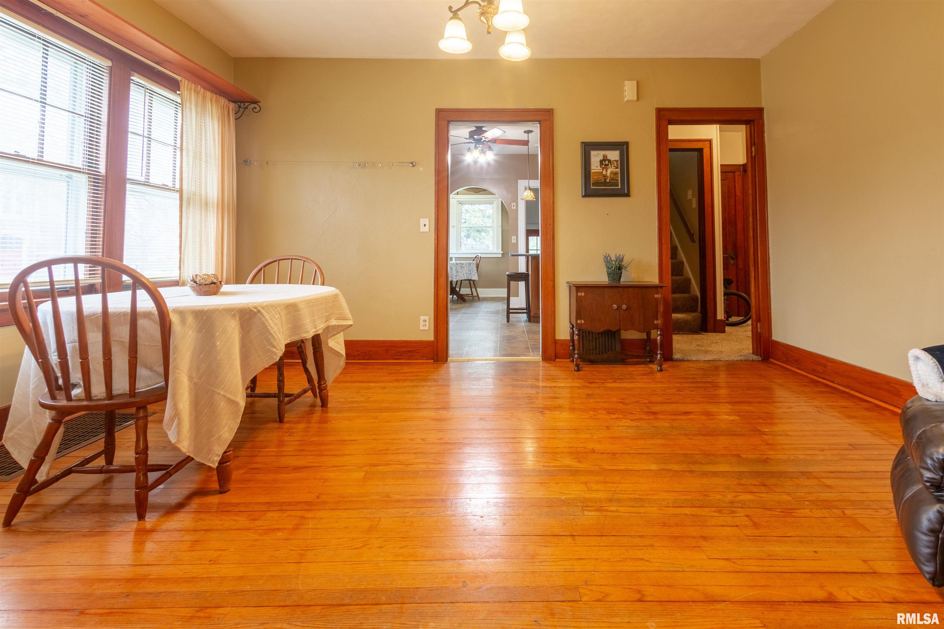 2671 Main Street, Davenport, Iowa image 9