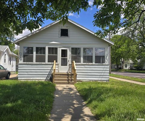 Photo of 1230 SUMMER Street, Pekin, IL 61554 (MLS # PA1266093)