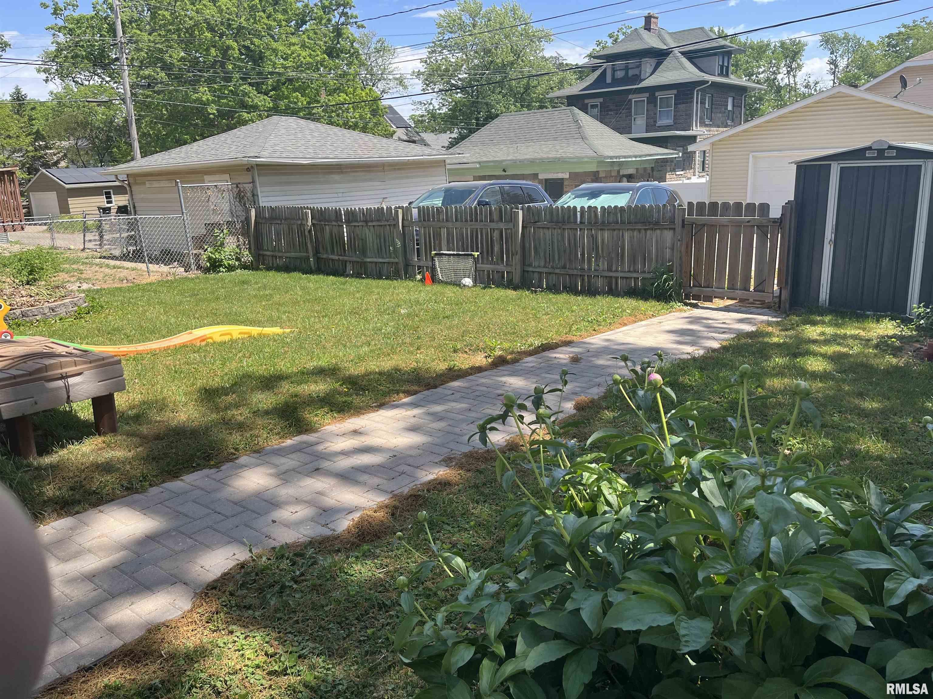 1605 29th Street, Rock Island, Illinois image 3