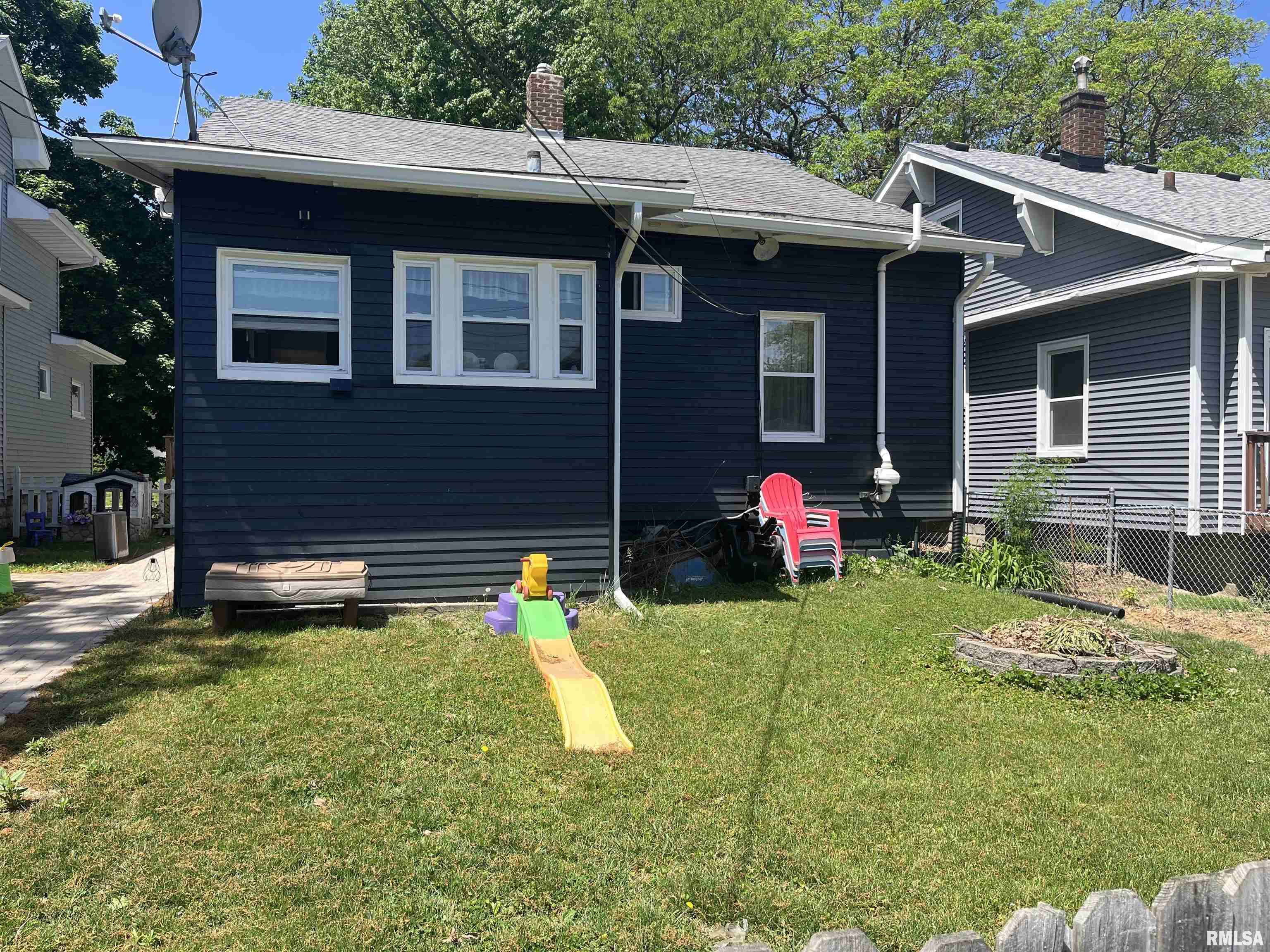1605 29th Street, Rock Island, Illinois image 4