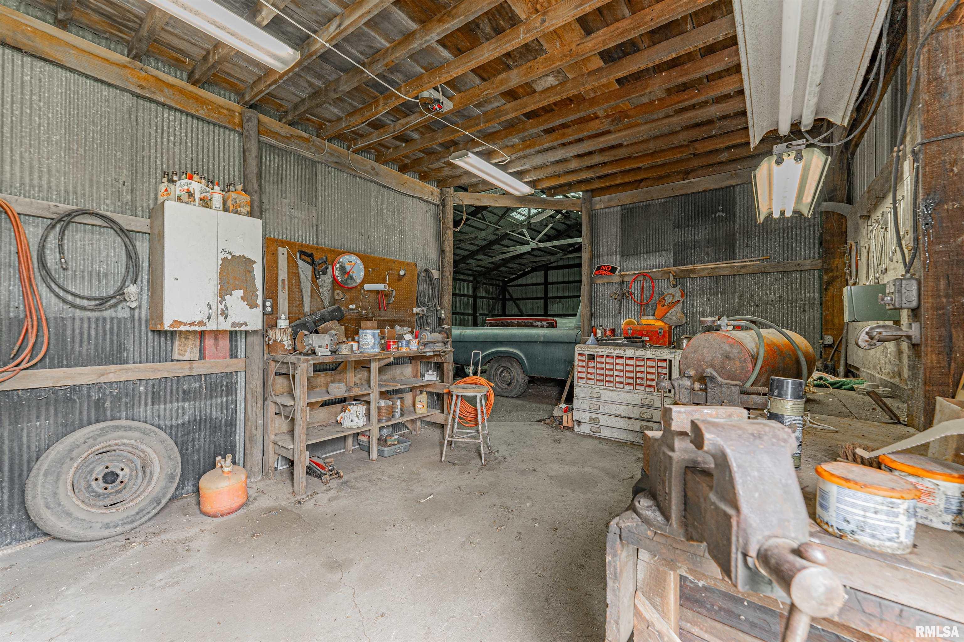 1598 700th Avenue, Lincoln, Illinois image 49