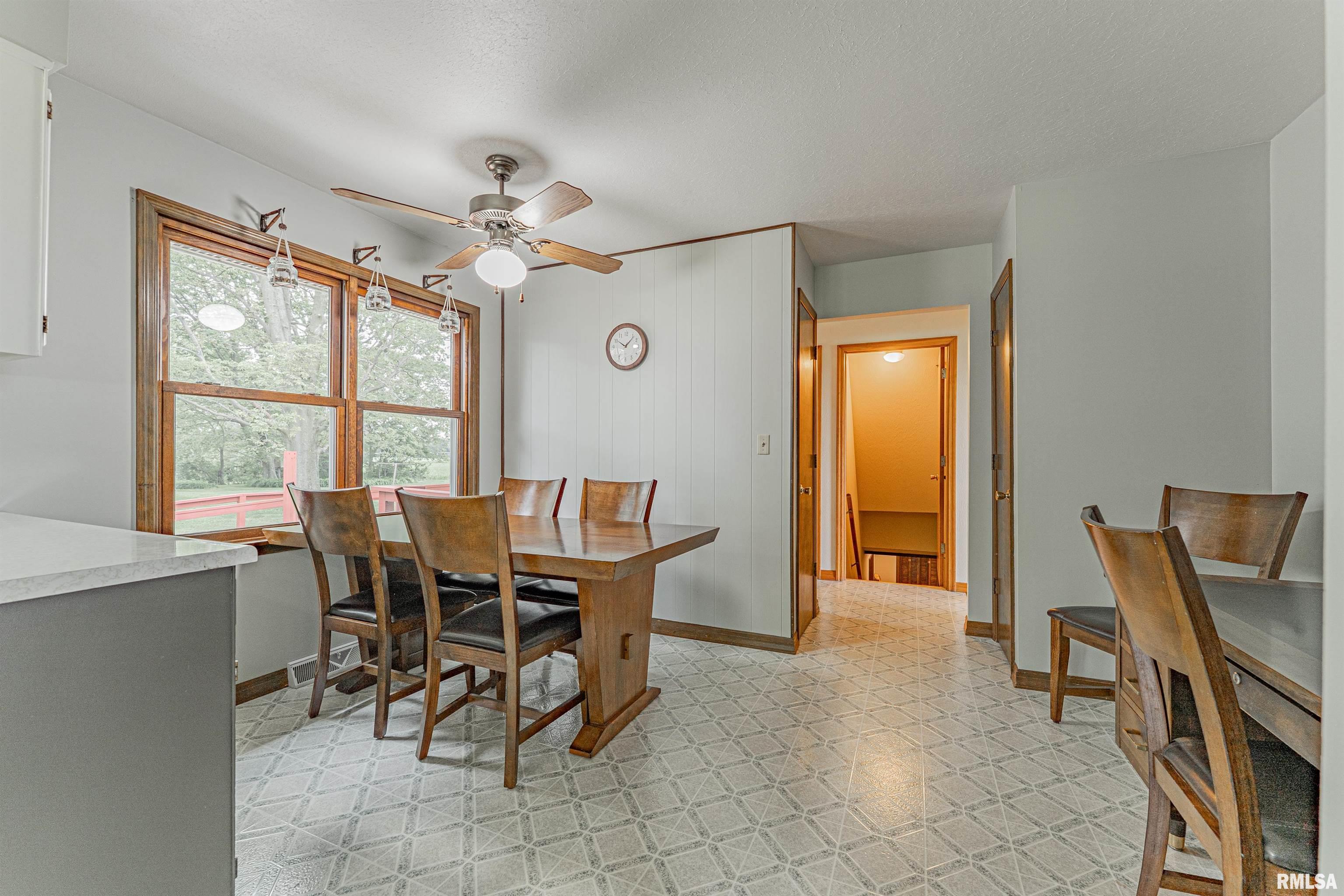 1598 700th Avenue, Lincoln, Illinois image 17