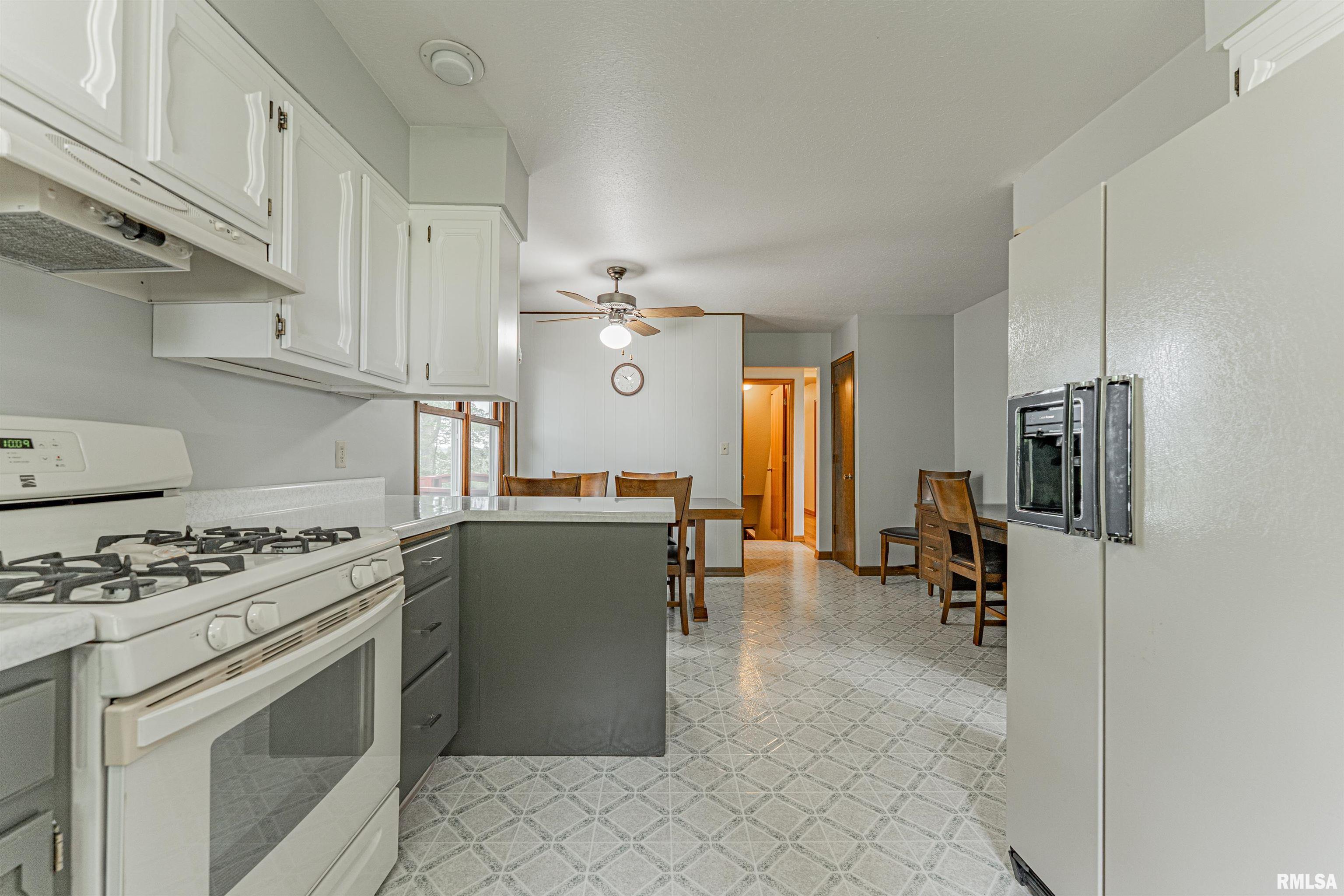 1598 700th Avenue, Lincoln, Illinois image 16