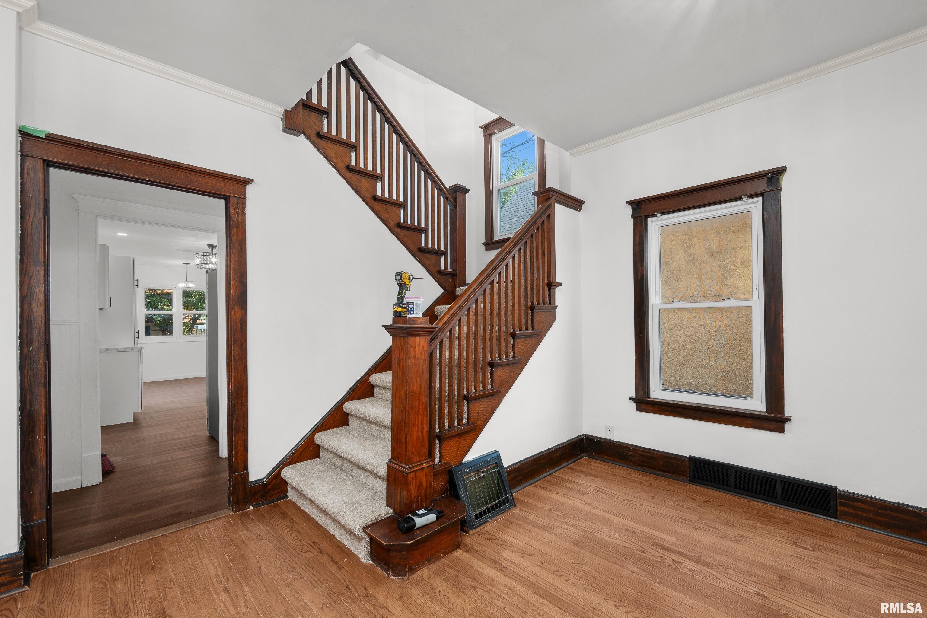820 20th Avenue, Moline, Illinois image 6