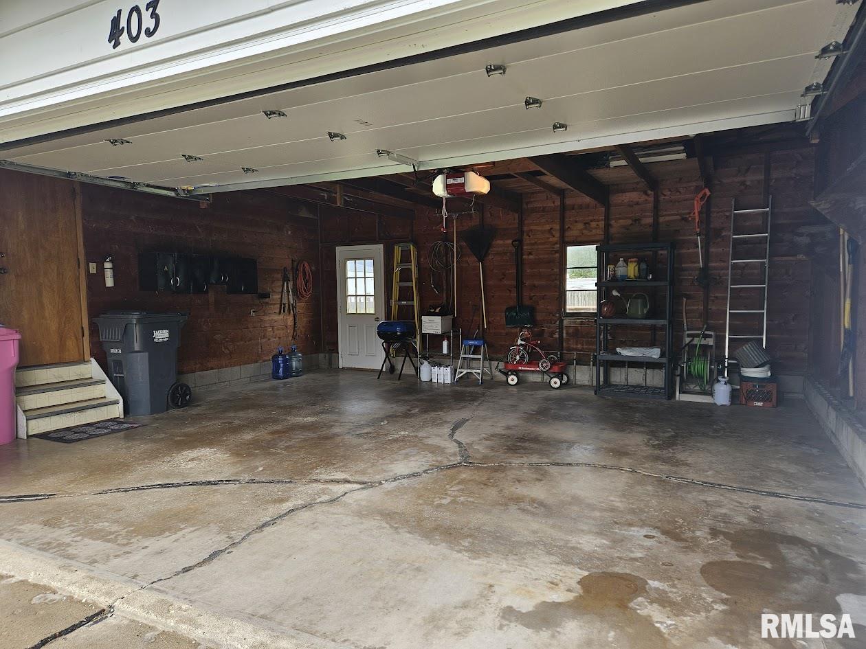 403 S Washington Street, Joy, Illinois image 24