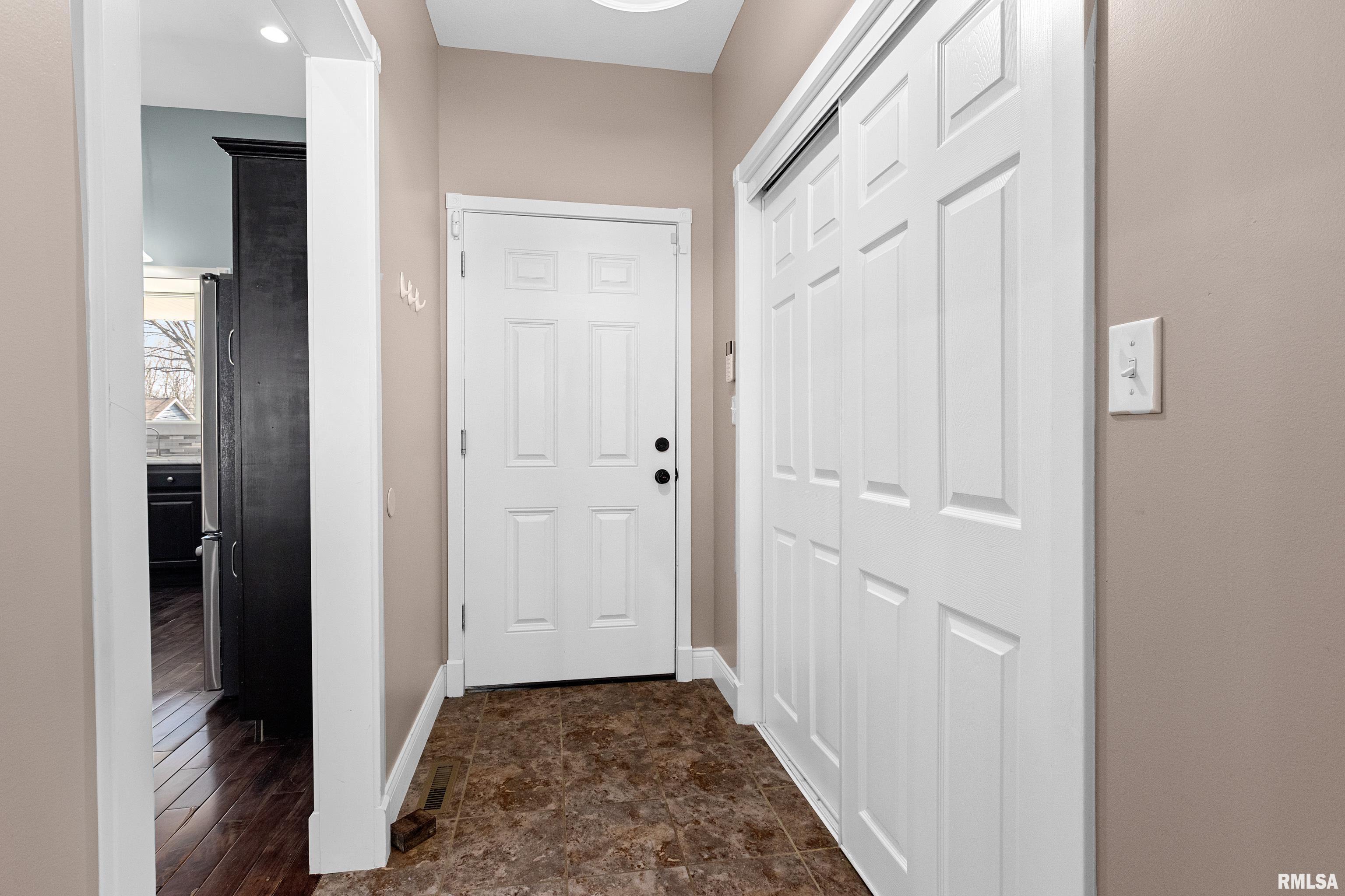 1517 E Clayton Avenue, Peoria Heights, Illinois image 27