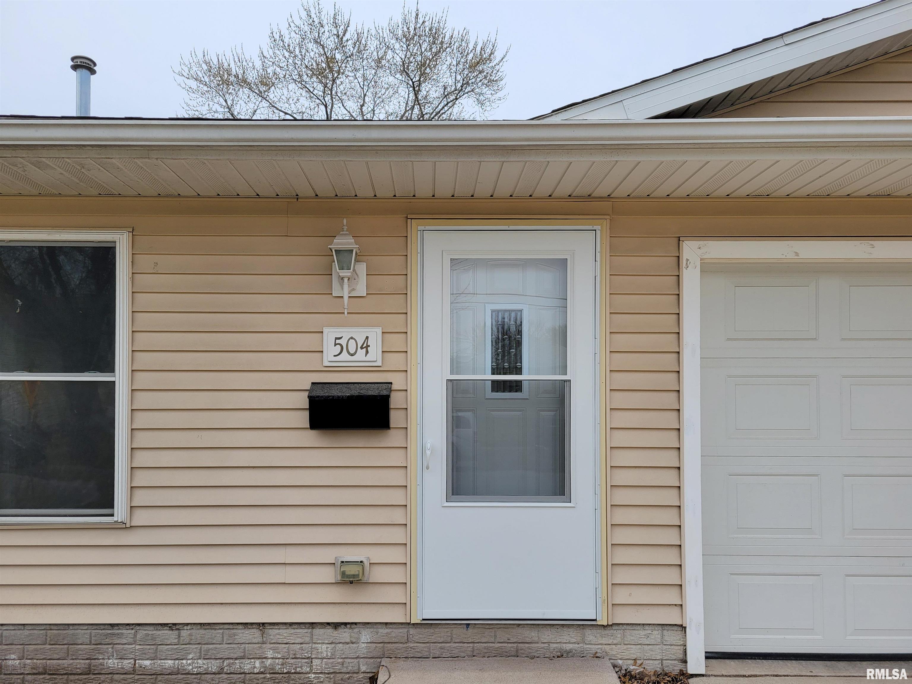 504 S Concord Street, Davenport, Iowa image 2