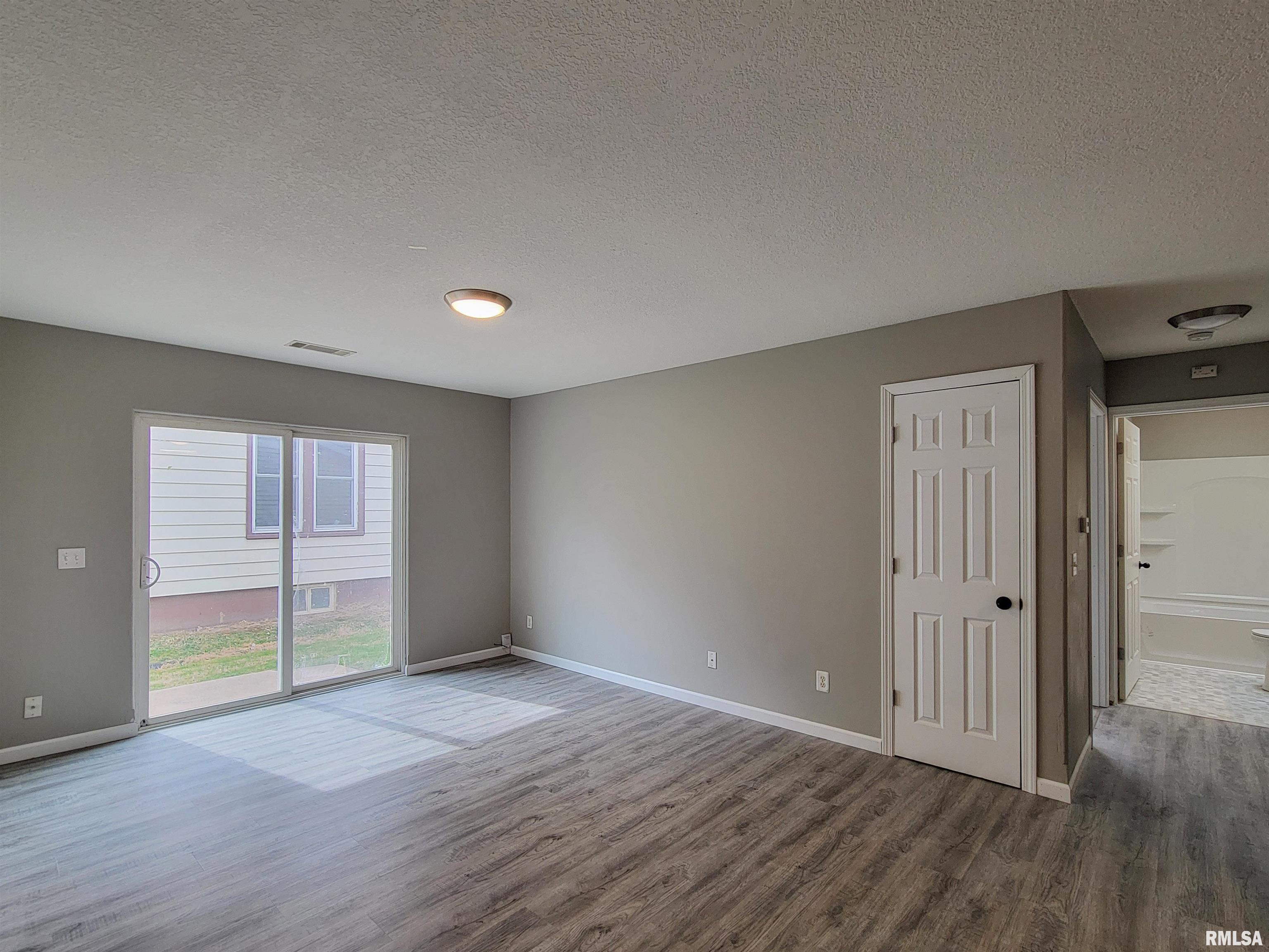 504 S Concord Street, Davenport, Iowa image 9