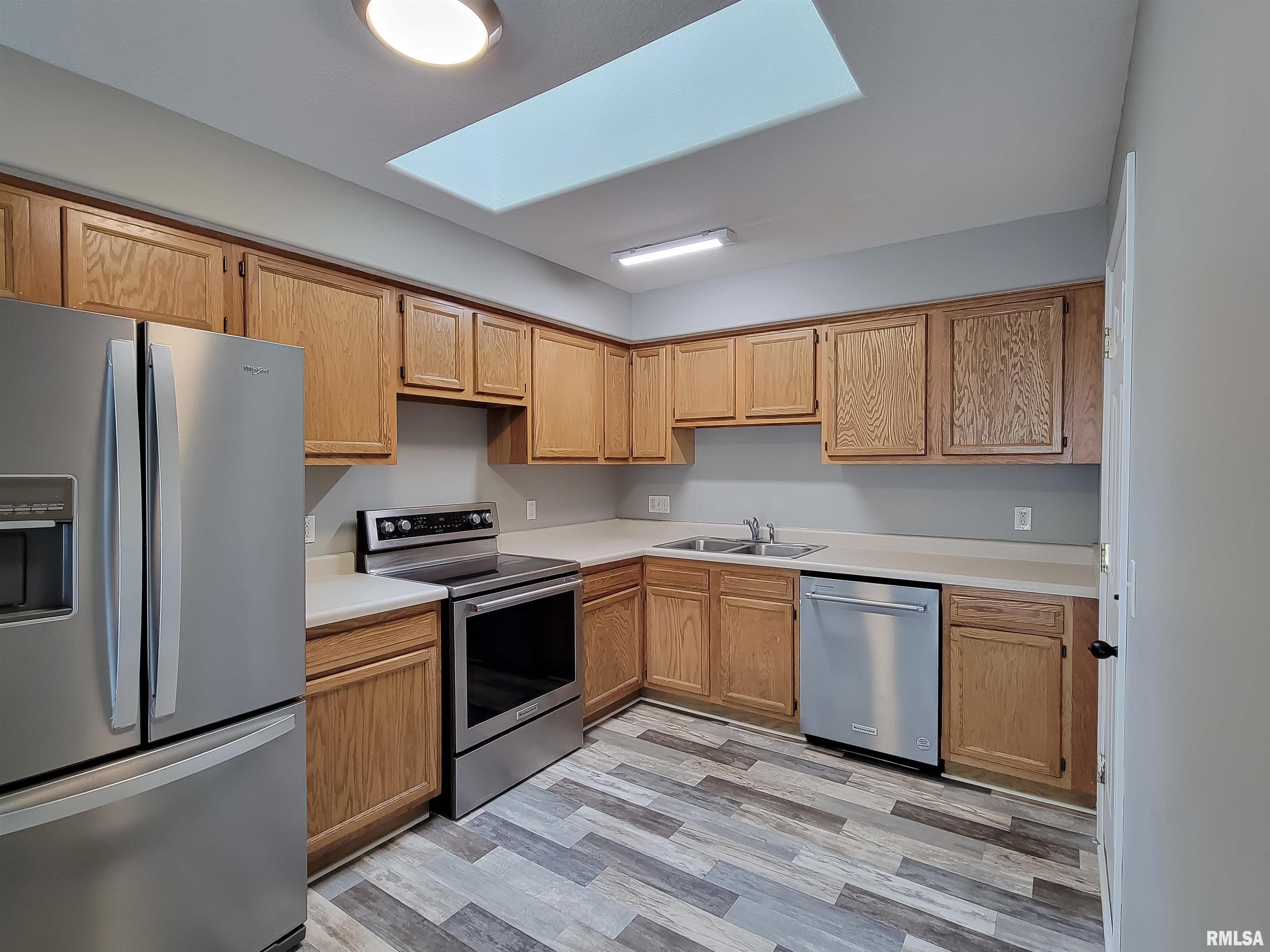 504 S Concord Street, Davenport, Iowa image 13
