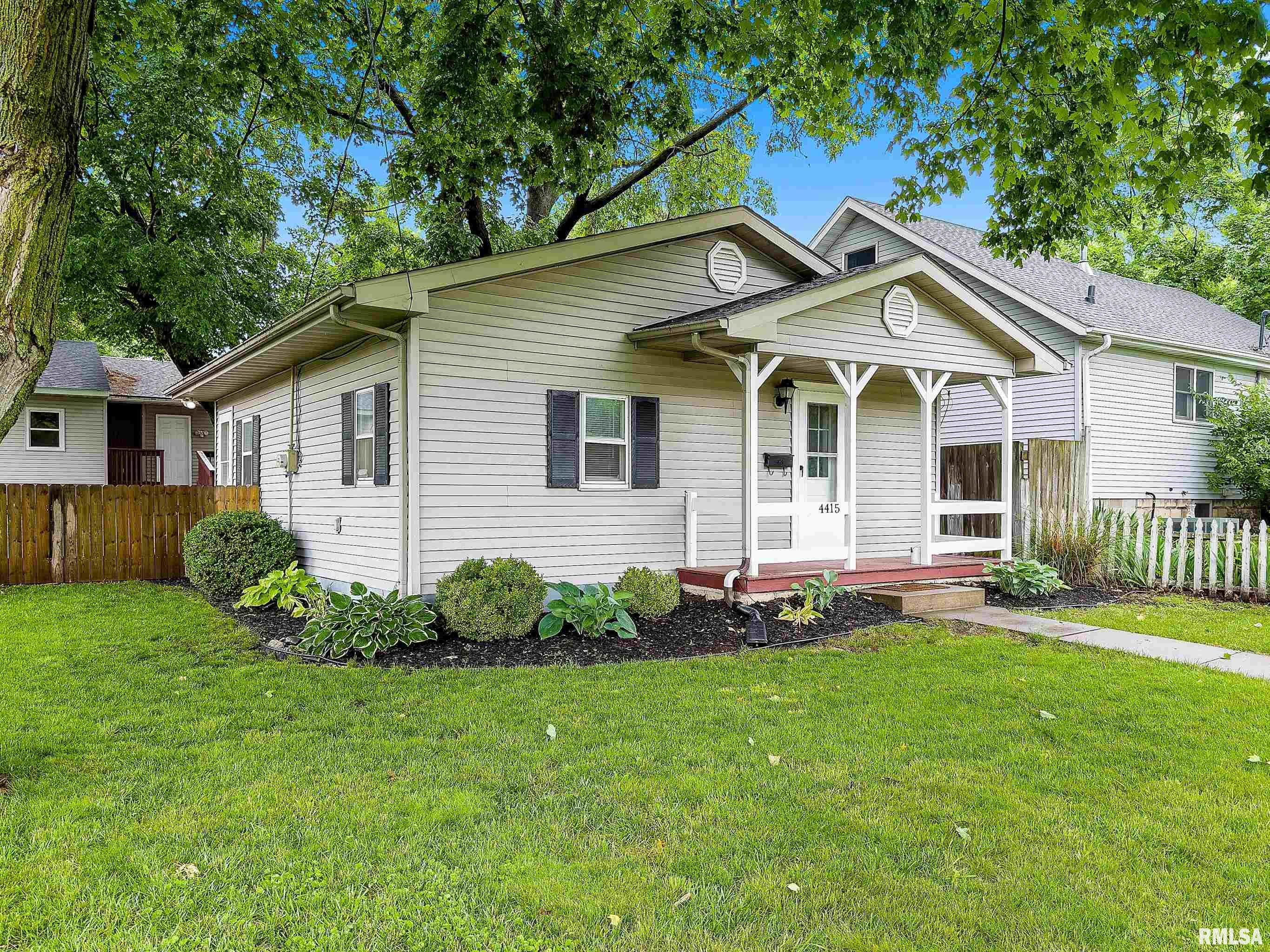 4415 N Constantine Avenue, Peoria Heights, Illinois image 2