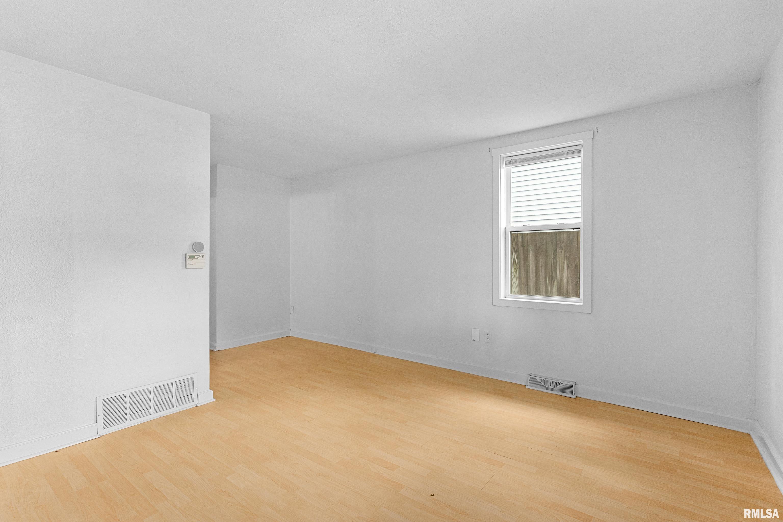 4415 N Constantine Avenue, Peoria Heights, Illinois image 11